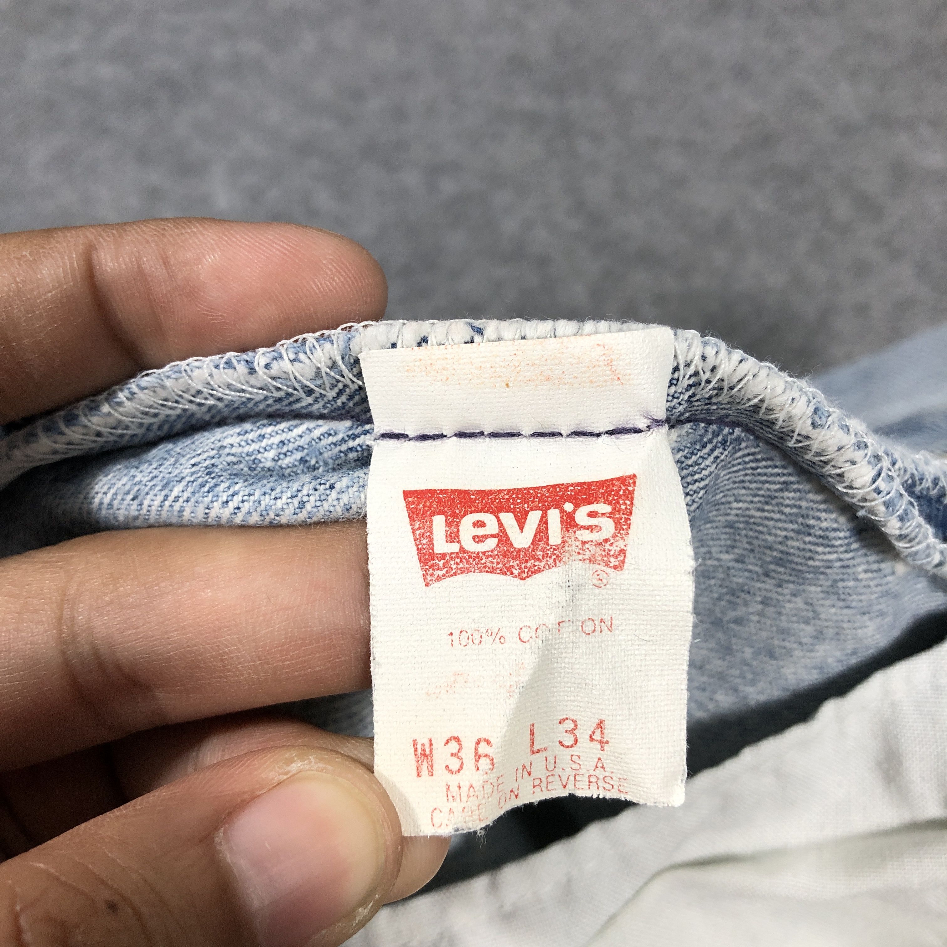 Levi's × Vintage 90s Vintage Levis 501 Jeans Fly Button L1080W Size US 32 / EU 48 - 7 Thumbnail