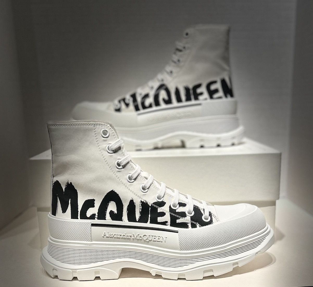image of Alexander Mcqueen Threadslick Shoes in White, Men's (Size 12)