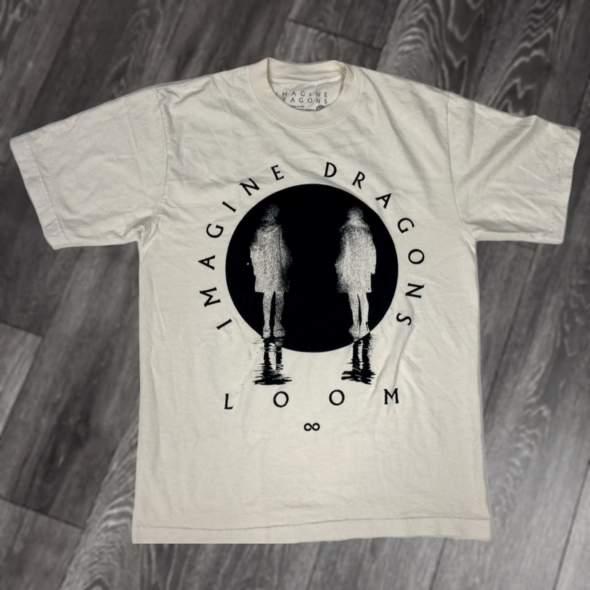Vintage VINTAGE Imagine Dragons Loom World Tour 2024 Graphic T-shirt Men Medium Music Shirt Ivory Cotton Crew Neck Short Sleeve Logo All Seasons 90s? Size US M / EU 48-50 / 2 - 1 Thumbnail