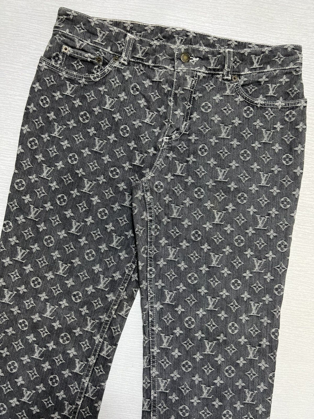 Louis Vuitton Louis Vuitton - Marc Jacobs - Jacquard Monogram Denim Jeans Size 28" / US 6 / IT 42 - 3 Thumbnail