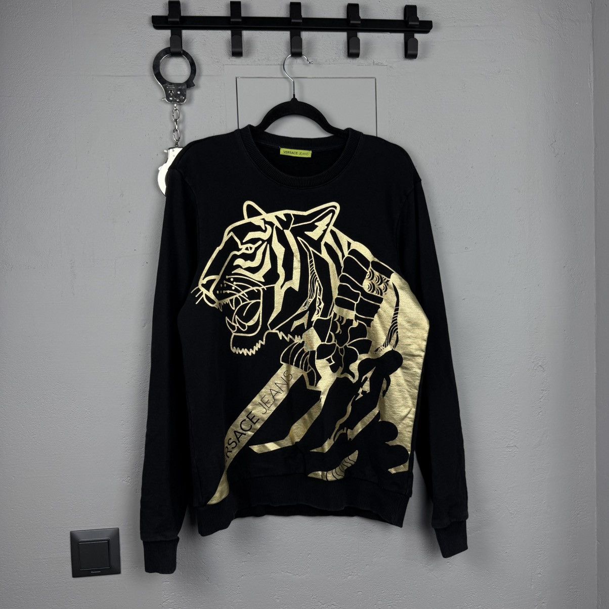 Versace Jeans Couture Versace Jeans Couture Vintage Lion Sweatshirt Size US M / EU 48-50 / 2 - 1 Thumbnail