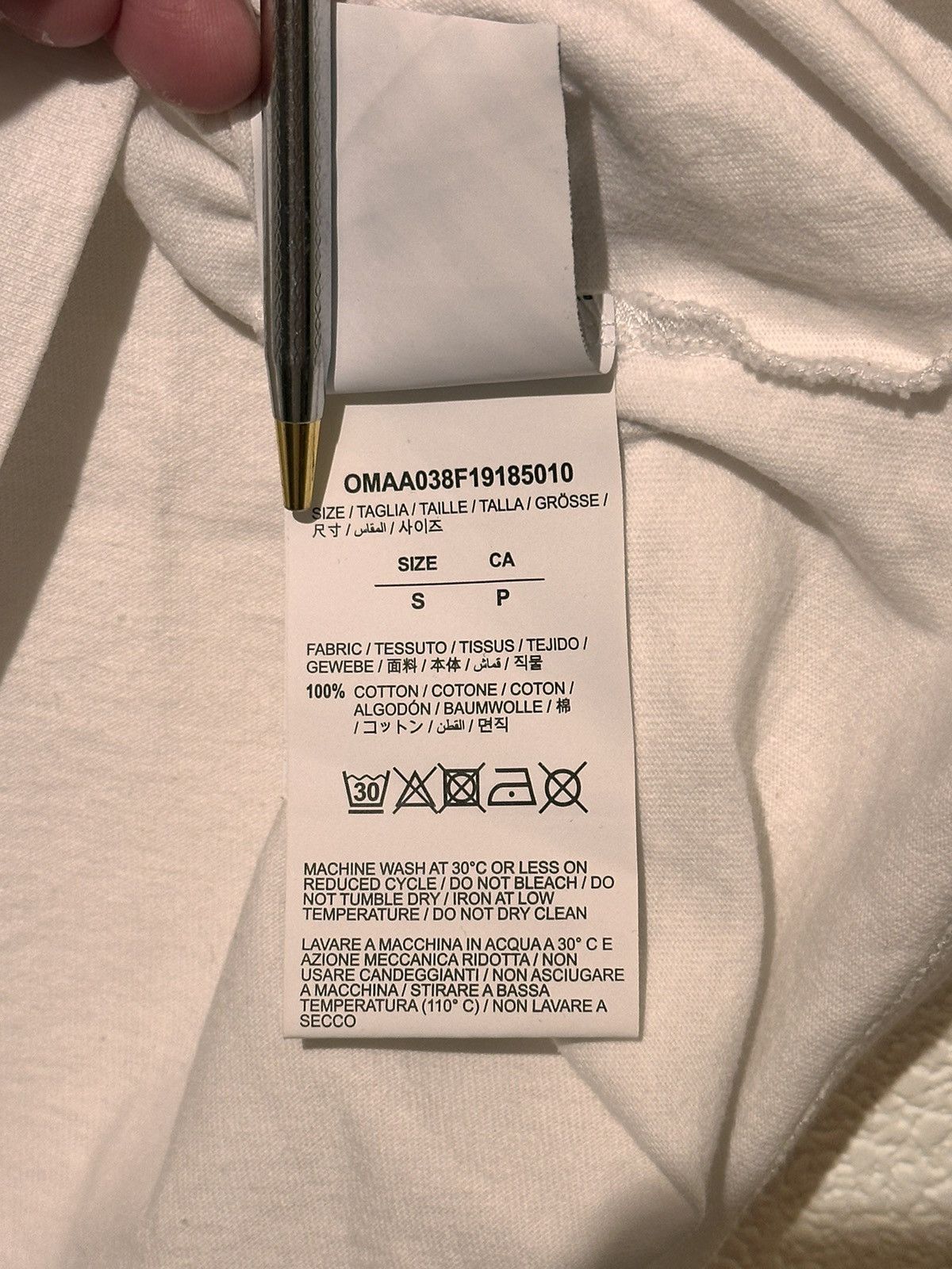 Off-White Acrylic Arrow Tee Size US M / EU 48-50 / 2 - 7 Thumbnail
