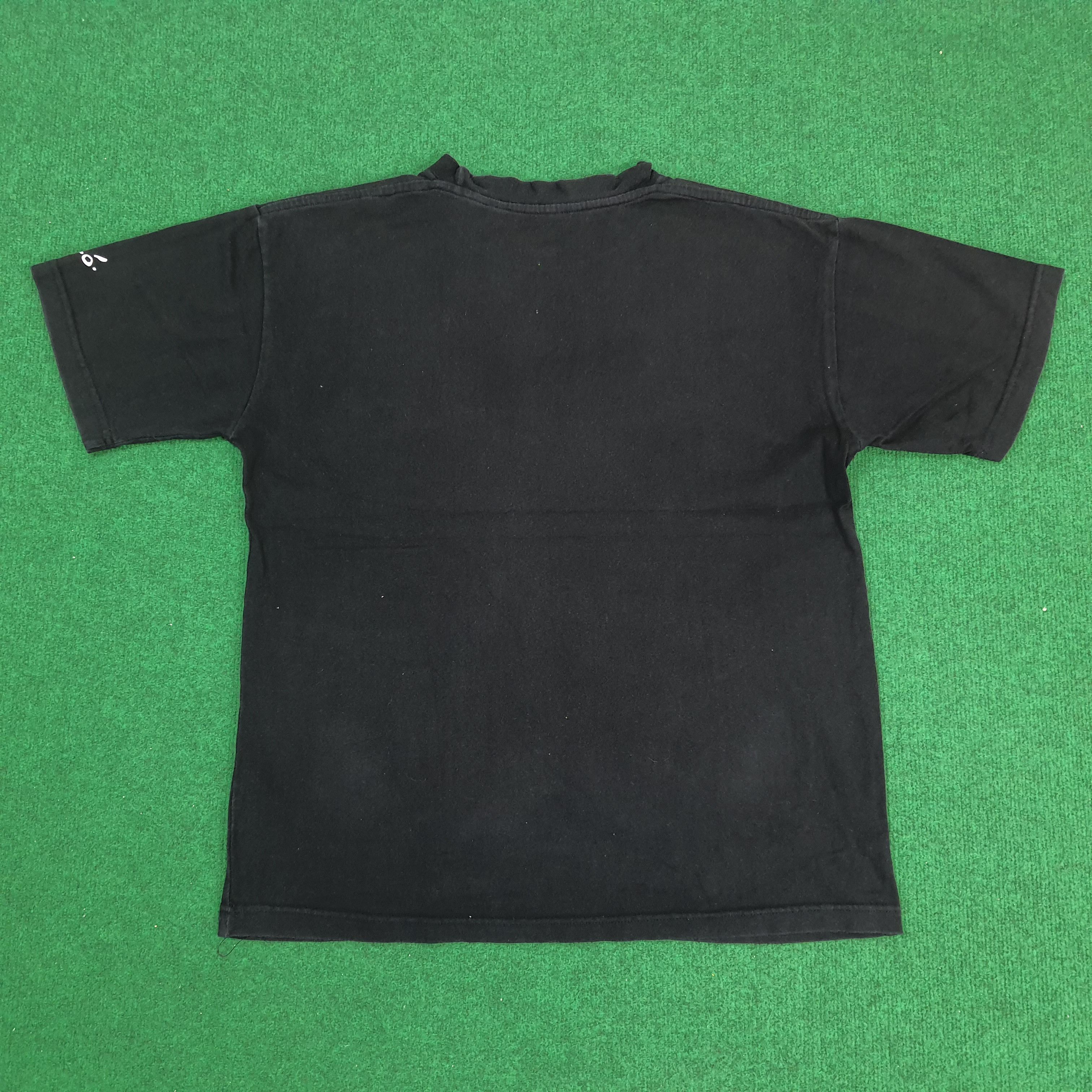 Vintage Vintage Joan Miro Fukuoka Art Exhibition Tshirt Size US L / EU 52-54 / 3 - 3 Thumbnail