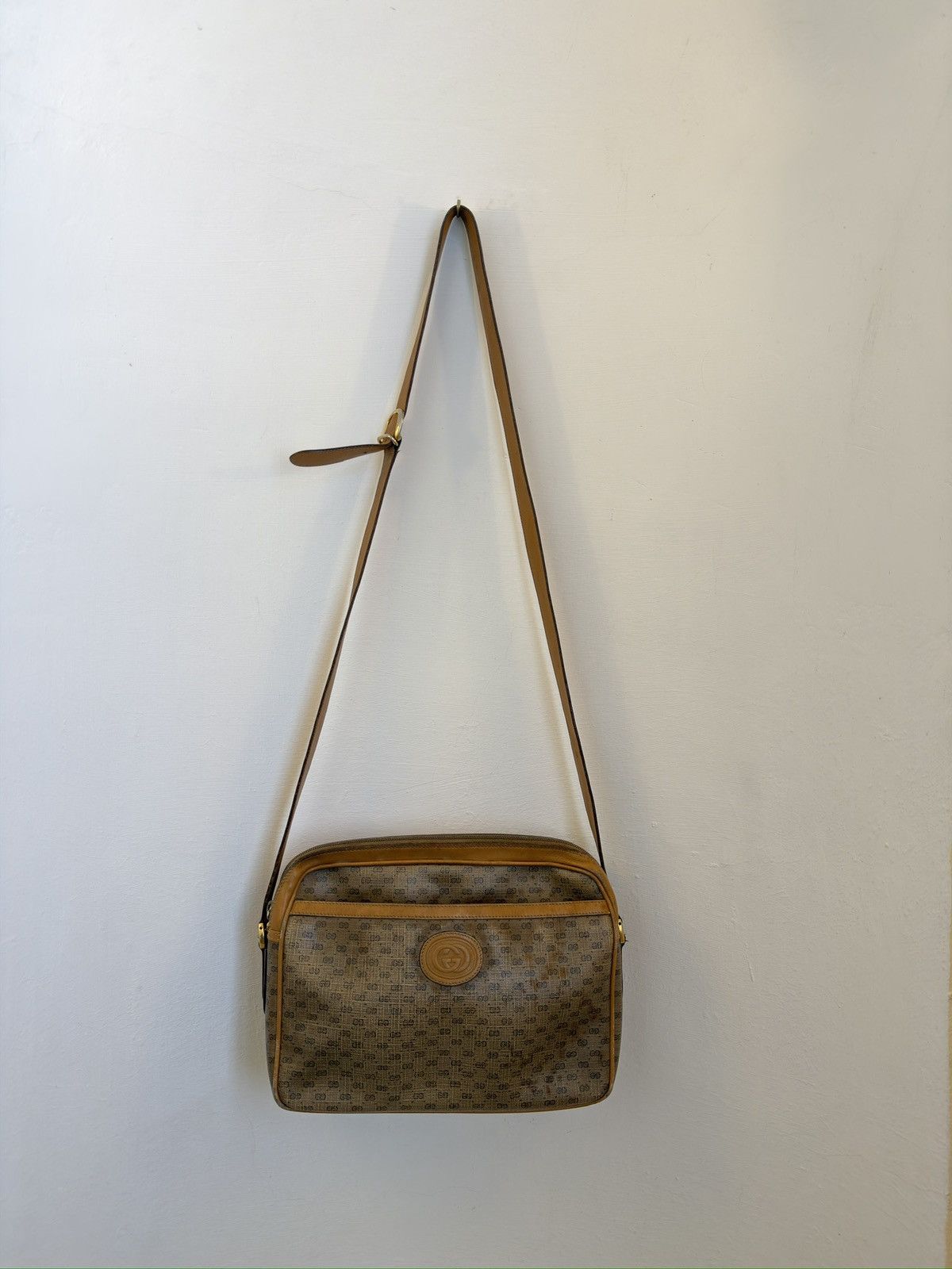 Gucci Vintage Rare 80s Gucci Micro GG Messenger Bag Unisex Size ONE SIZE - 1 Thumbnail