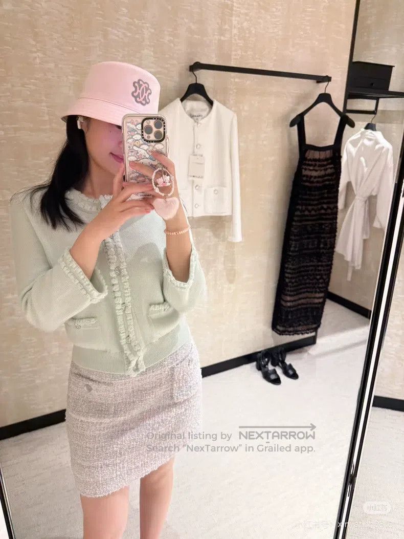 Chanel Chanel 25S mint green cashmere lace knitted cardigan coat Size XS / US 0-2 / IT 36-38 - 8 Thumbnail