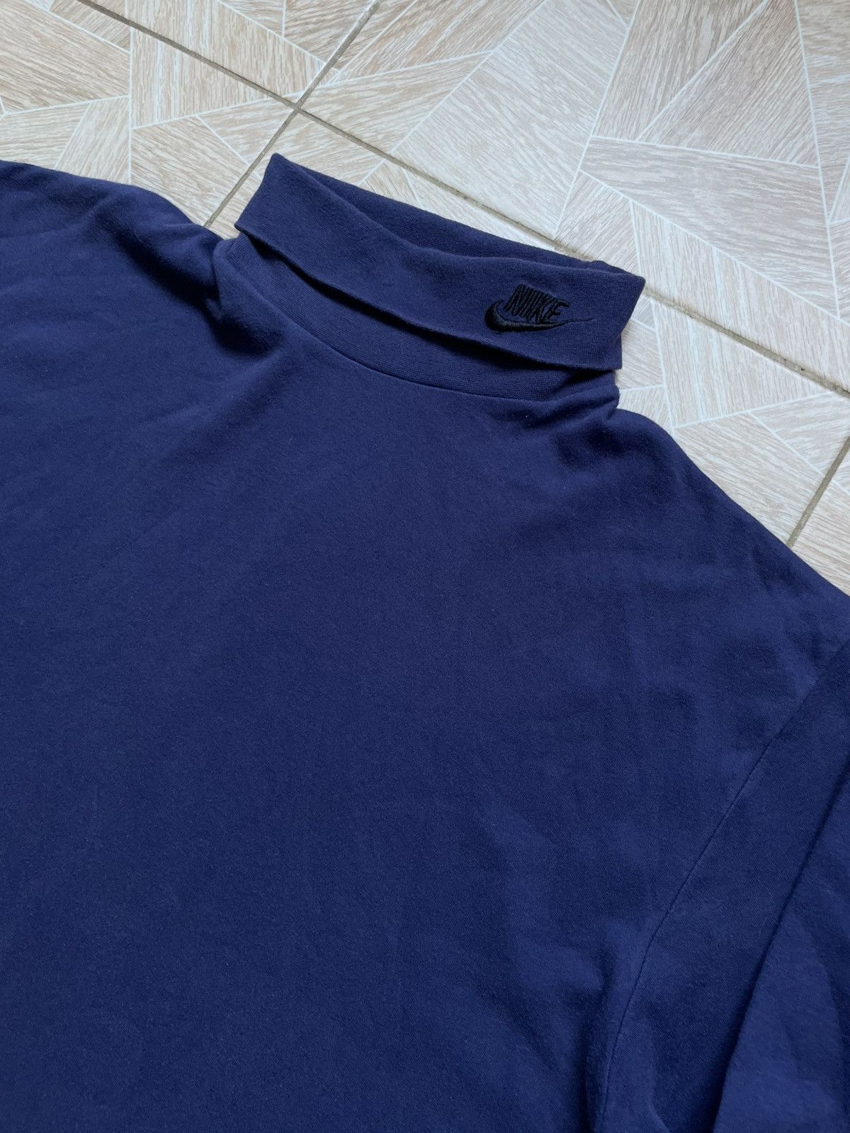 Nike Very Rare Vintage 90s Retro Y2k Nike Logo Swoosh Turtleneck Size US L / EU 52-54 / 3 - 2 Thumbnail