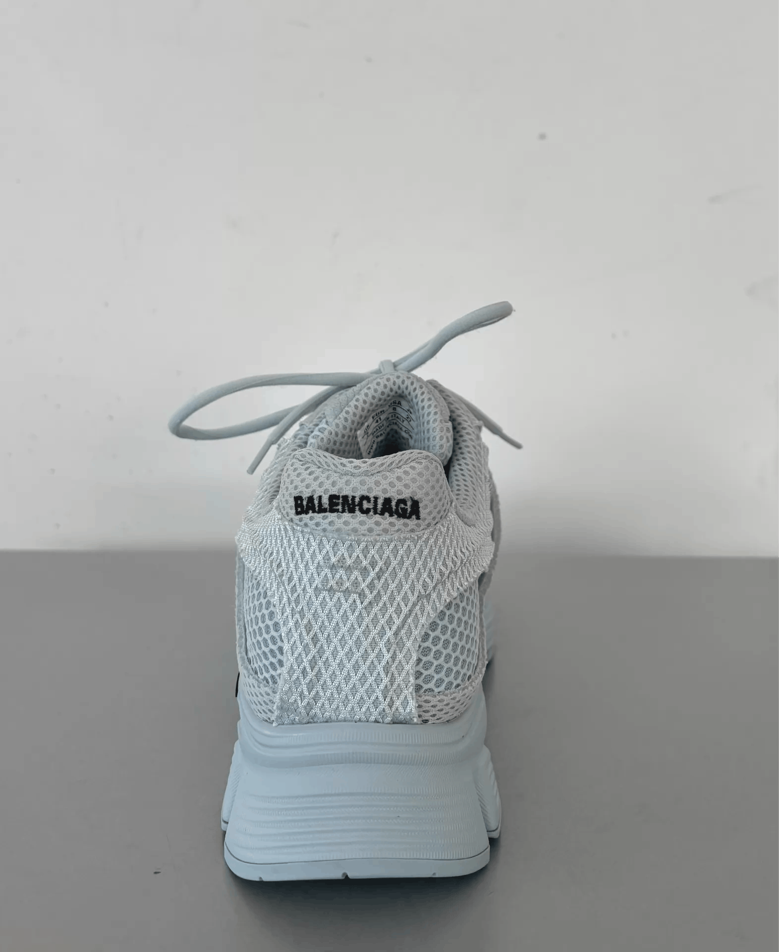 Balenciaga Balenciaga Light Blue Phantom Sneakers Ｑ21 Size US 8 / EU 41 - 7 Thumbnail