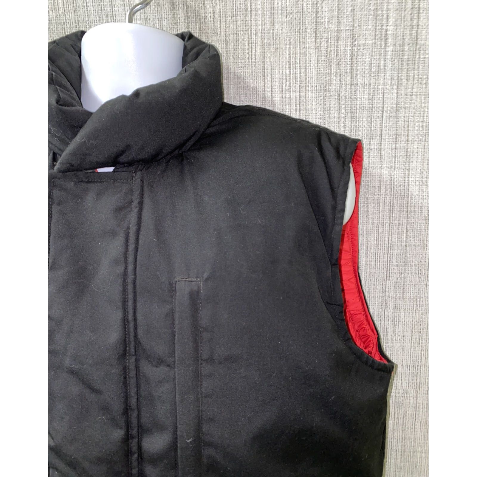 Vintage Cabela’s Brand Men Vest Down Filled Puffer Black/Red Polyester Blend Zip Full Size M Regular Size M Casual Size US M / EU 48-50 / 2 - 2 Thumbnail