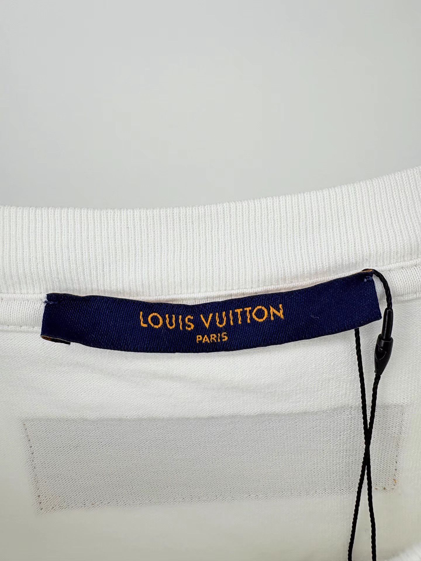 Louis Vuitton LOUIS VUITTON Oil Painting Print Short Sleeve Tee Size US S / EU 44-46 / 1 - 4 Thumbnail
