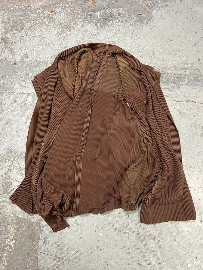Issey Miyake Issey Miyake Brown Plissed Jacket Size US M / EU 48-50 / 2 - 9 Thumbnail