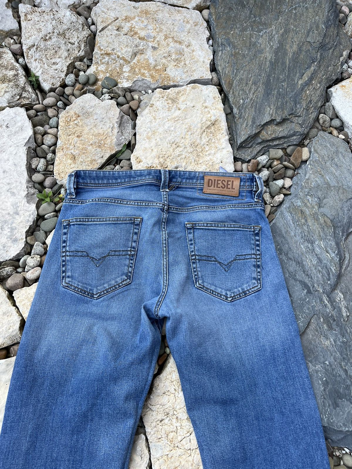 Diesel × Jean Diesel larkee straight y2k classic jeans 30x34 long pants Size US 30 / EU 46 - 14 Thumbnail