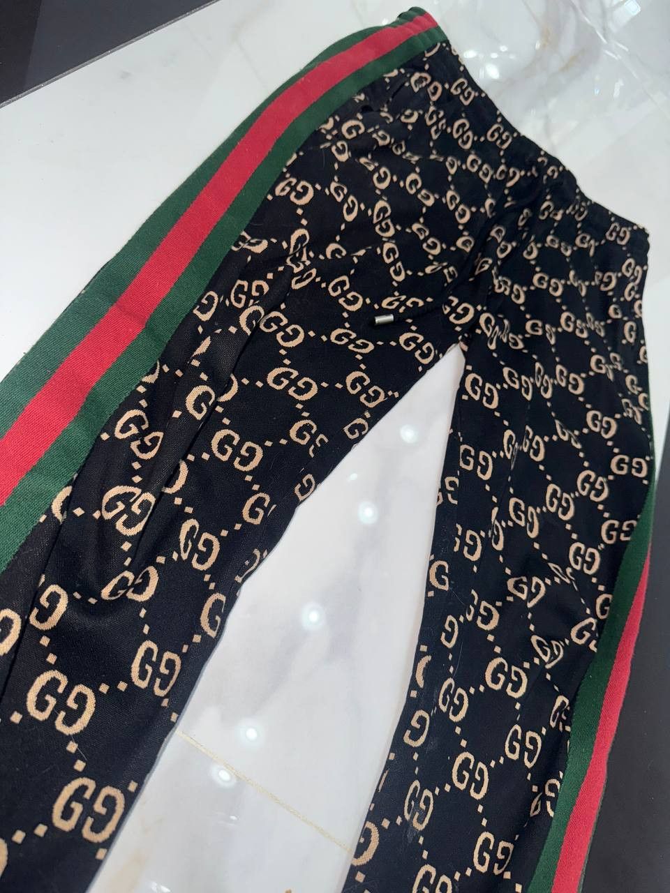 Gucci GUCCI Monogrammed Cotton Sweatpants Size US 32 / EU 48 - 4 Thumbnail