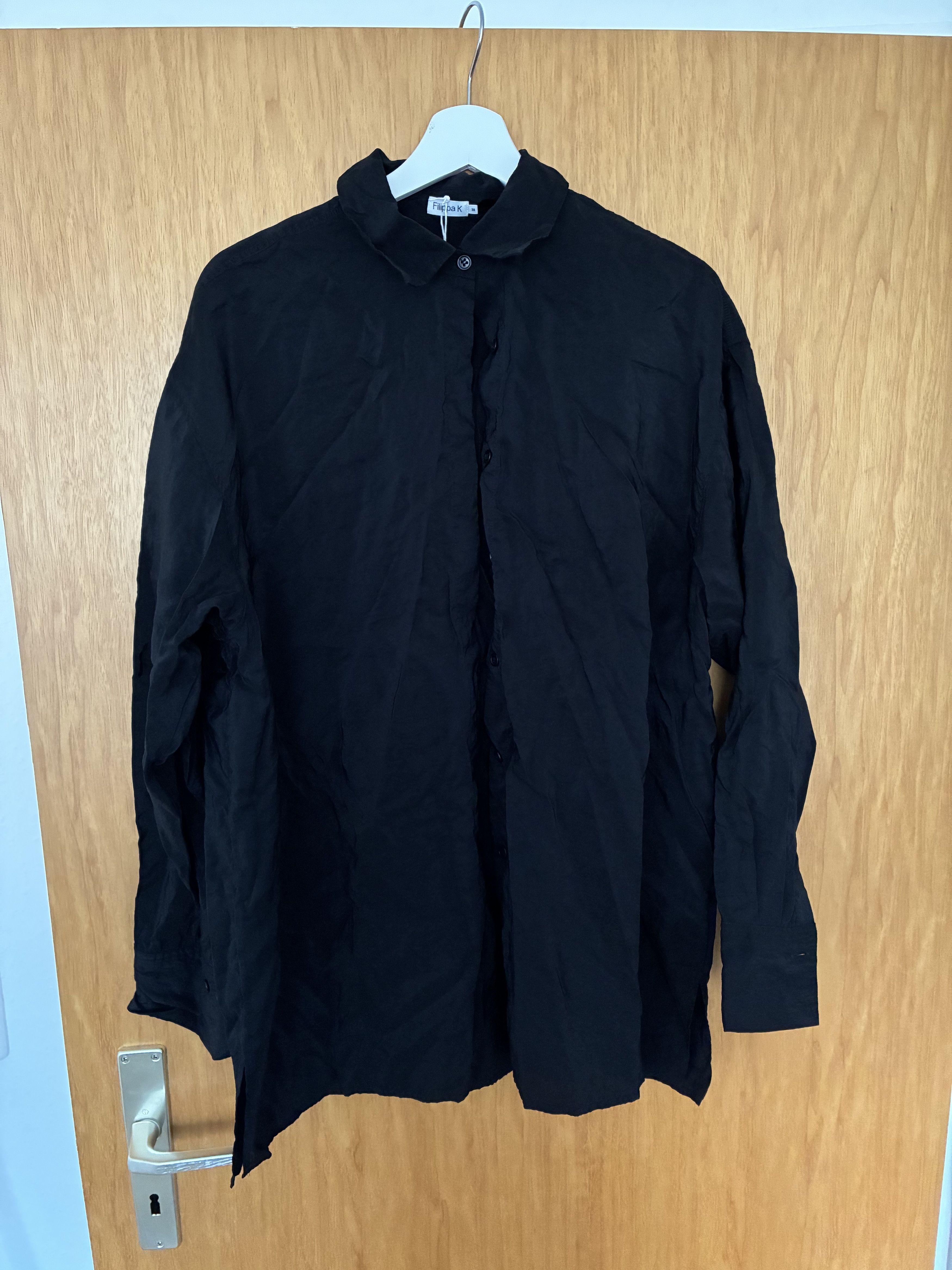 Filippa K Filippa K Sia Tech Shirt Cupro black, Size 38 Size M / US 6-8 / IT 42-44 - 1 Thumbnail
