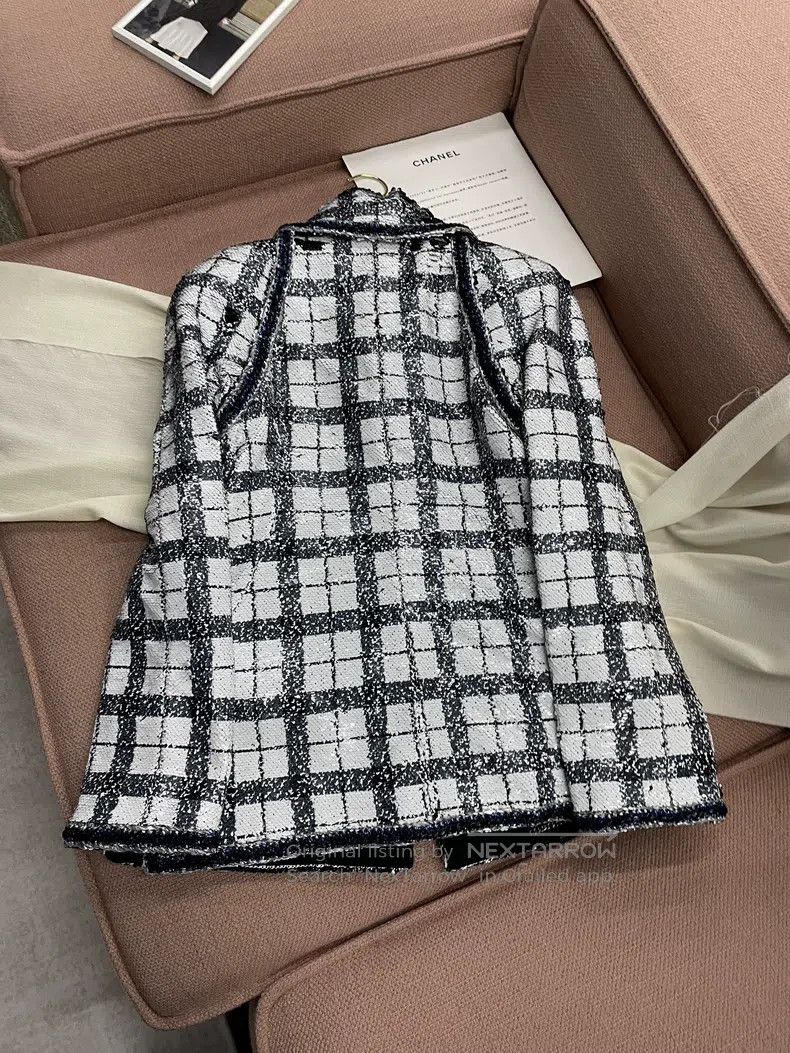 Chanel Chanel Ground Control Centre Series Black and White Sequin Size XS / US 0-2 / IT 36-38 - 4 Thumbnail