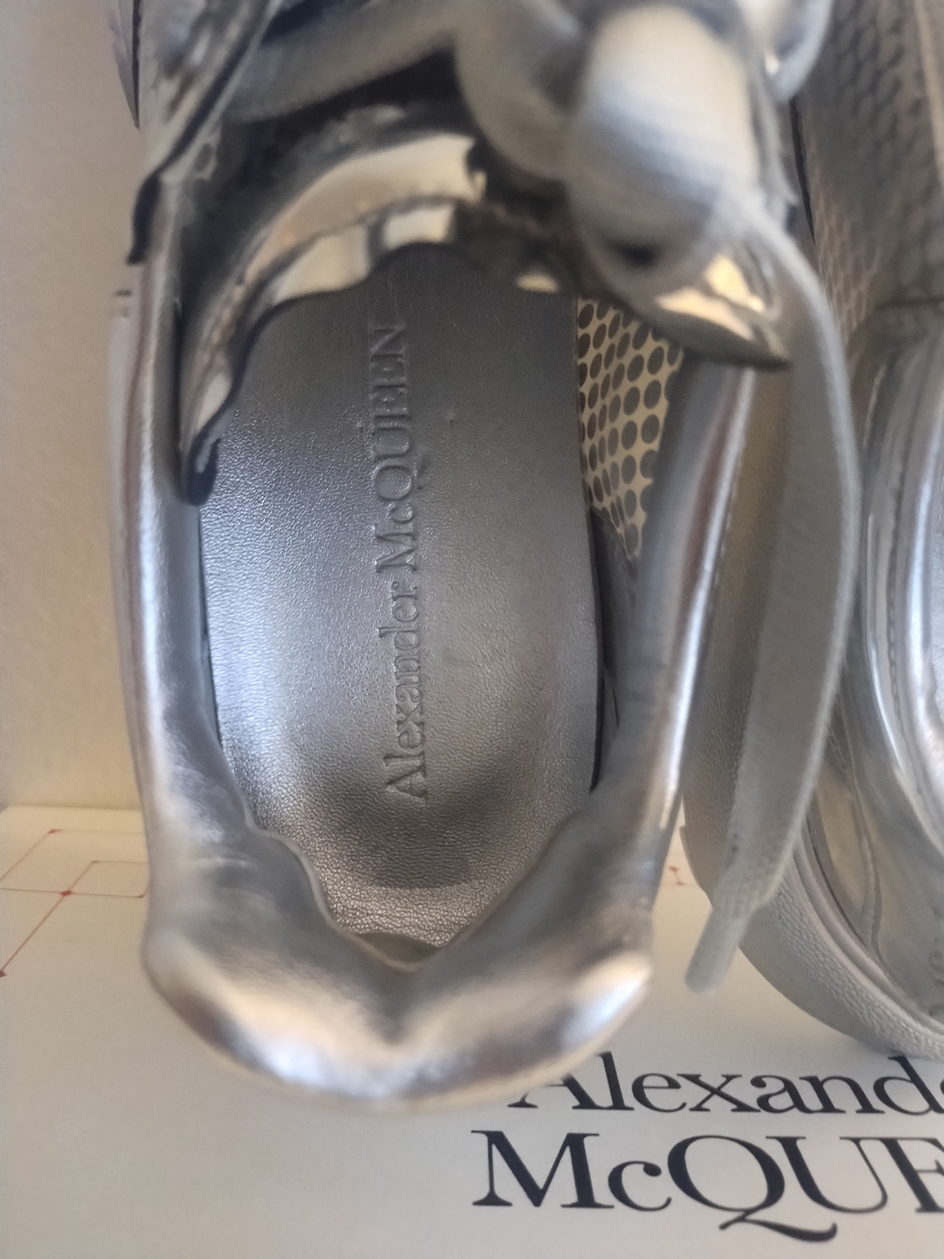 Alexander McQueen Alexander McQueen Silver Metallic Court Trainers - Size 38 Size US 8 / IT 38 - 7 Thumbnail