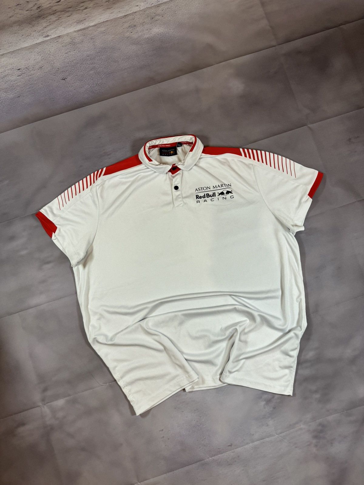 Formula 1 × Red Bull × Vintage Vintage Aston Martin Red Bull Racing Team F-1 Jersey Men’s Size US XXL / EU 58 / 5 - 1 Thumbnail