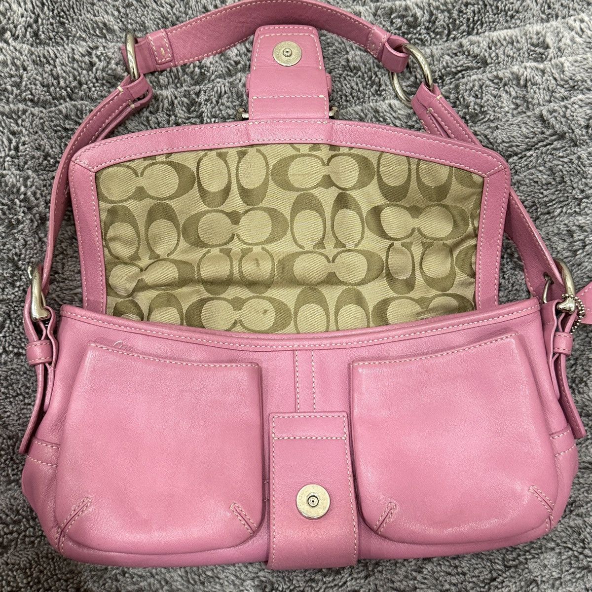 Coach Coach Soho Barbie Pink Leather Shoulder Bag Purse Size ONE SIZE - 4 Thumbnail
