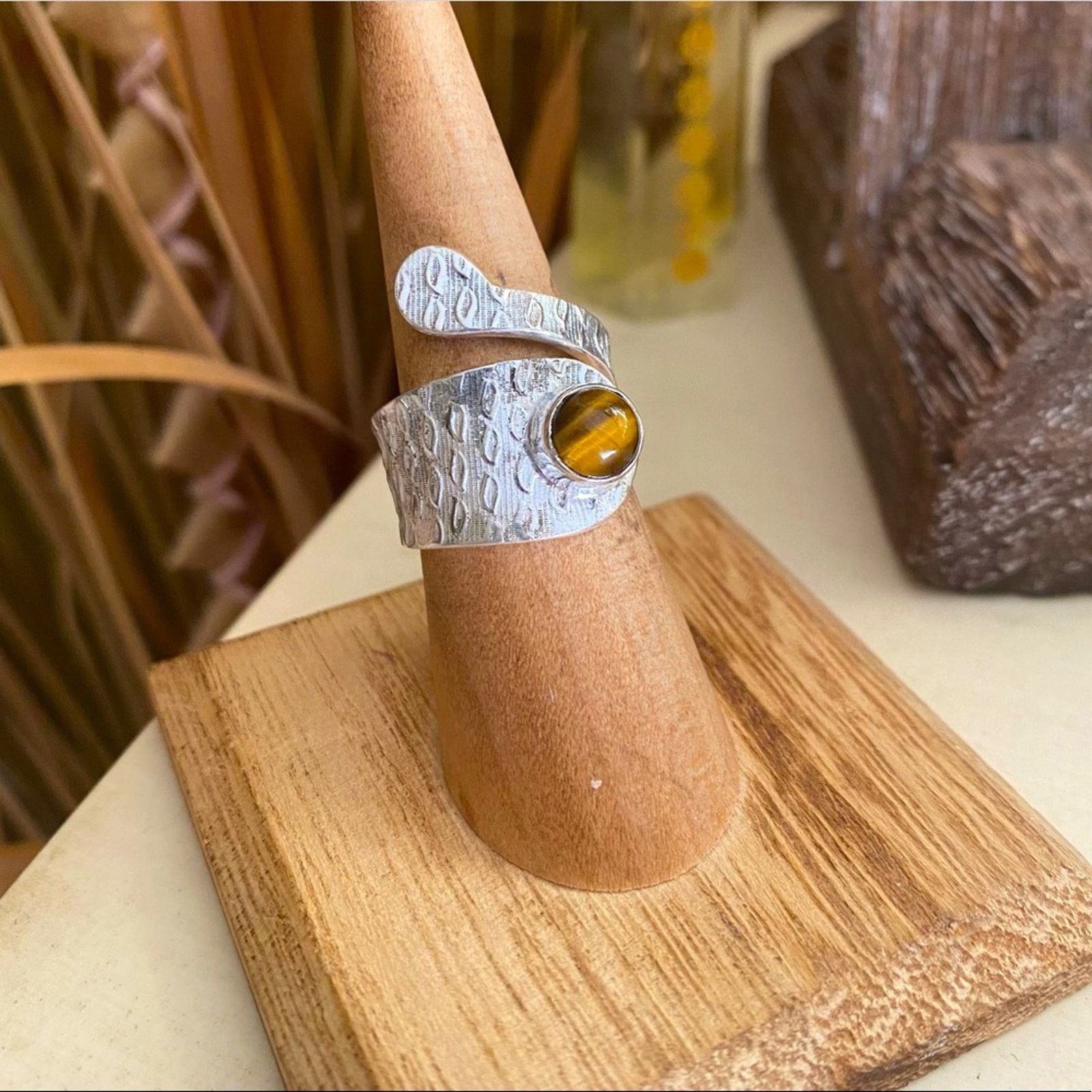 The Unbranded Brand Tiger Eye Sterling Silver Adjustable Wrap Ring Size ONE SIZE - 1 Thumbnail