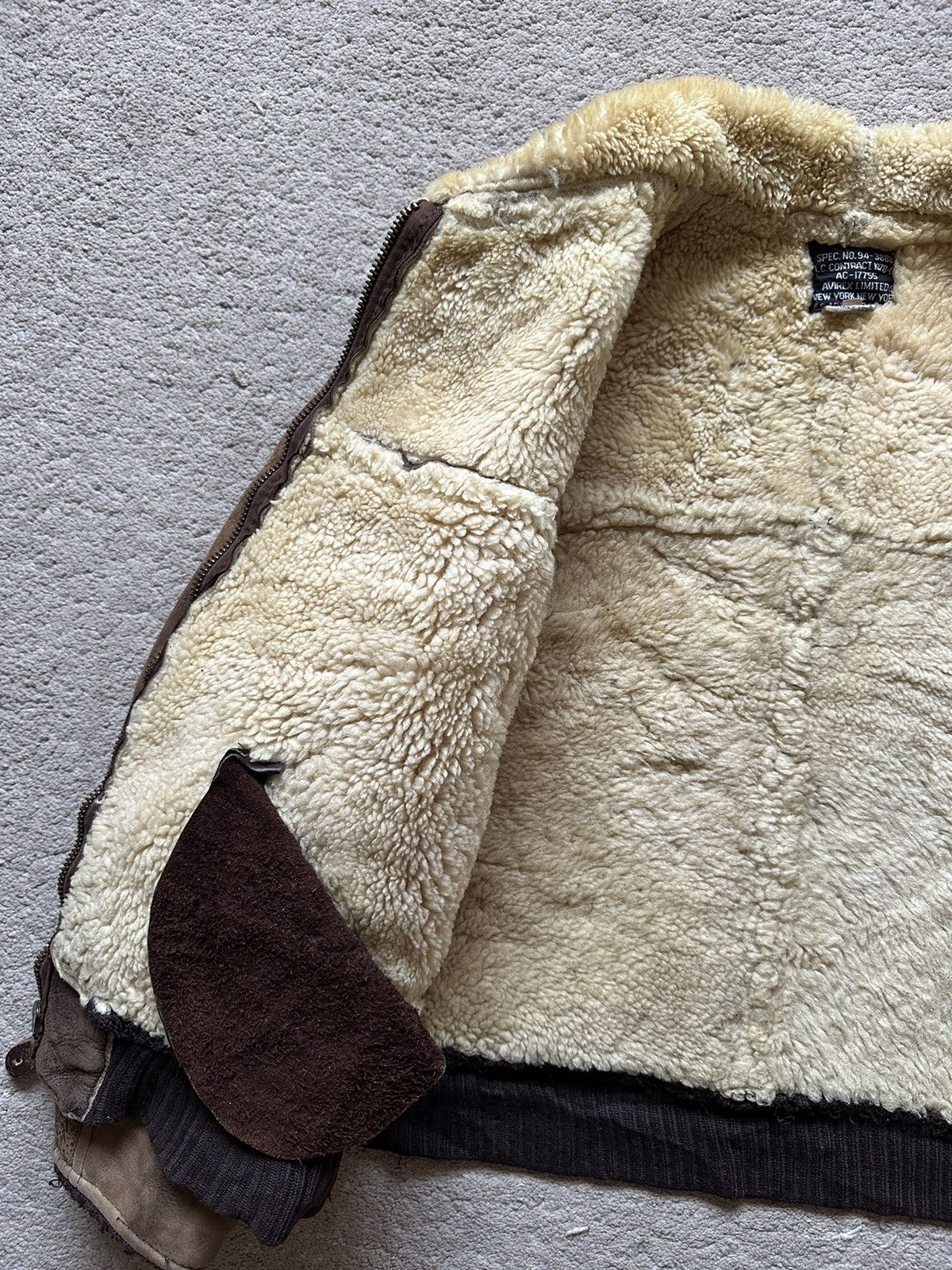 Avirex 1990s Avirex Type-B6 Sheepskin Aviator Jacket Size US L / EU 52-54 / 3 - 10 Thumbnail