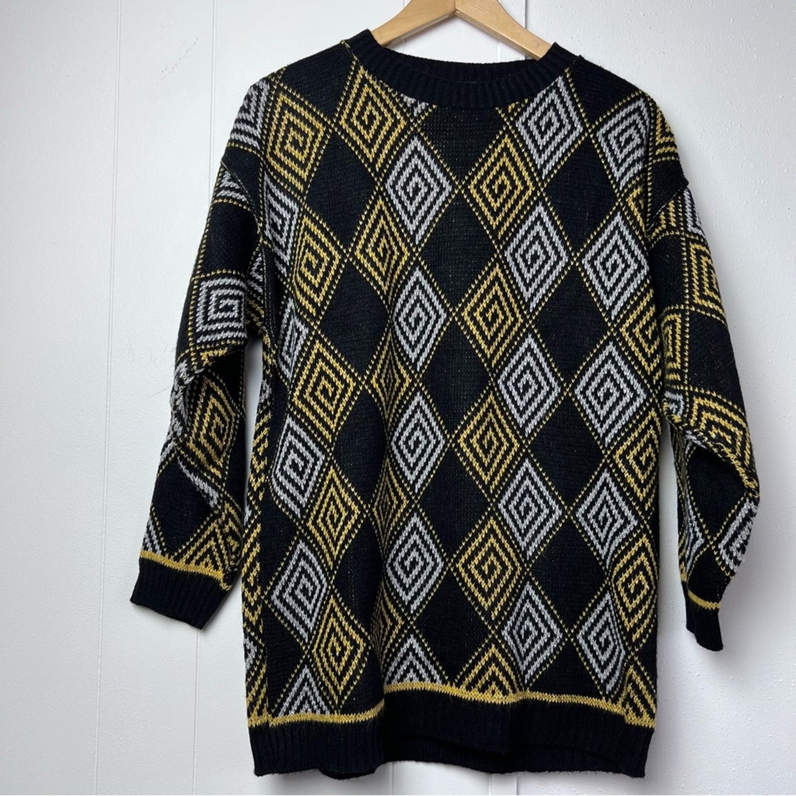 Vintage Vintage 90s Black Yellow Pullover Oversized Sweater Women S Size S / US 4 / IT 40 - 5 Thumbnail