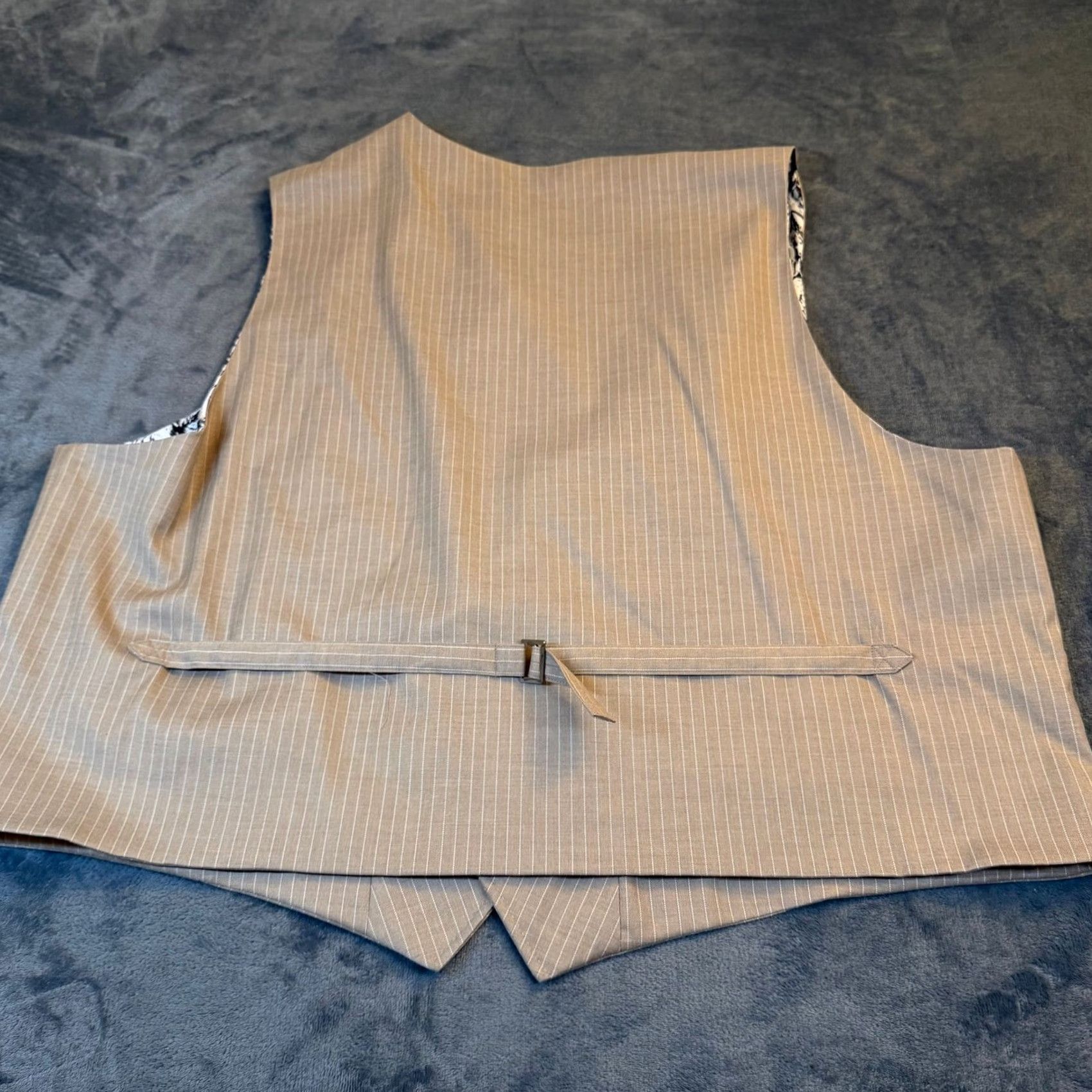 Murano VINTAGE Murano Pinstripe Dress Vest Mens 3XB Beige Double Breasted Big Man NWT Size US XXL / EU 58 / 5 - 5 Thumbnail