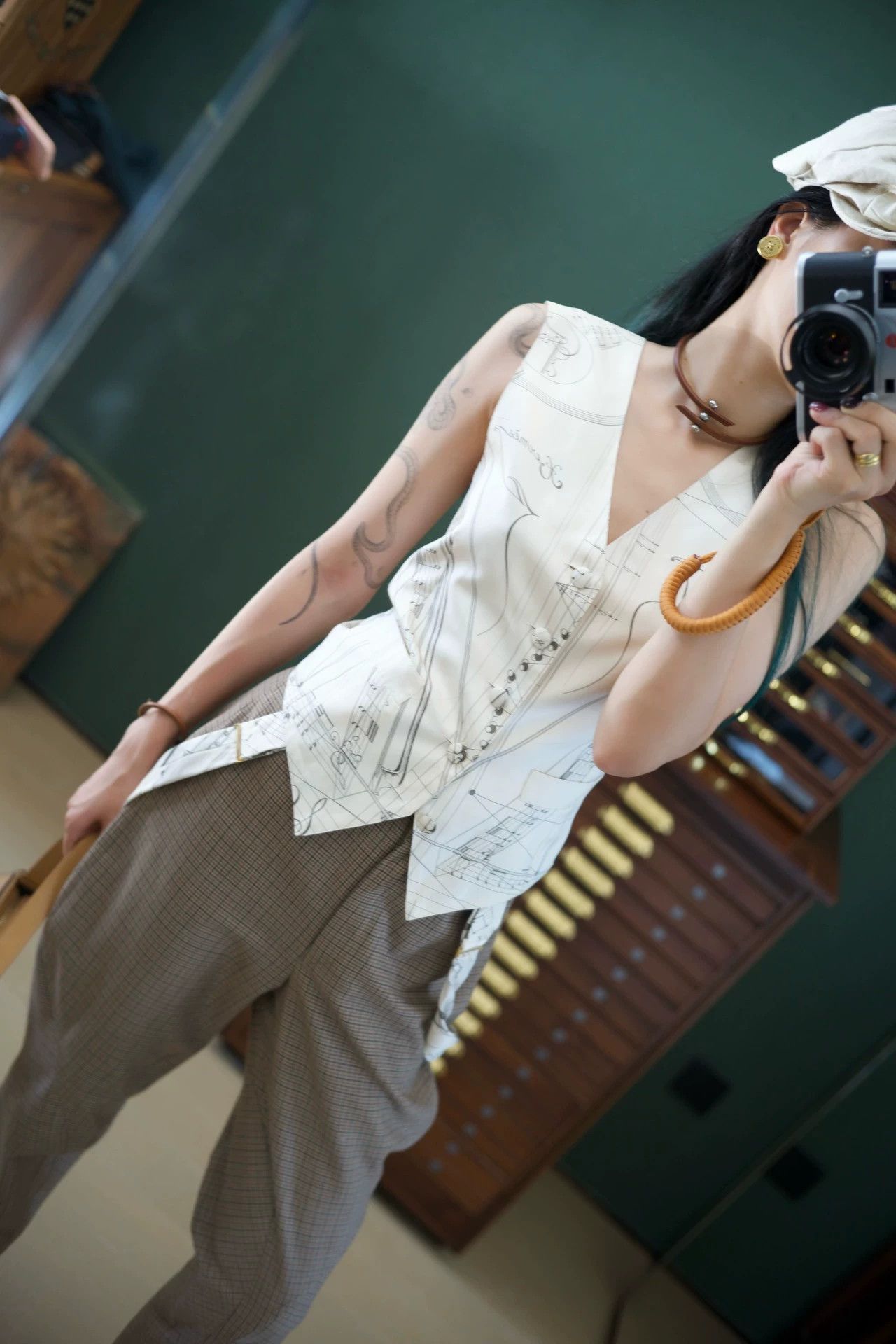 Hermes Hermes Vintage Violin King Silk Print Vest Unisex FR46/XXL Size XL / US 12-14 / IT 48-50 - 9 Thumbnail