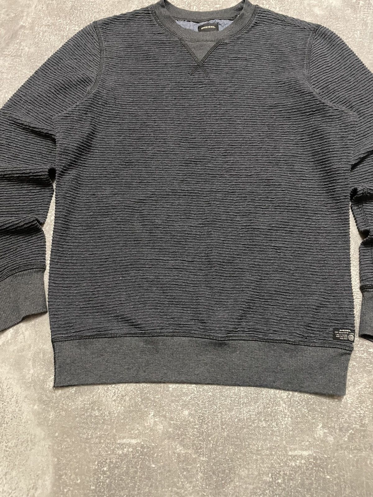 Diesel Vintage Diesel Ribbed Sweatshirt Crewneck Size US S / EU 44-46 / 1 - 3 Thumbnail