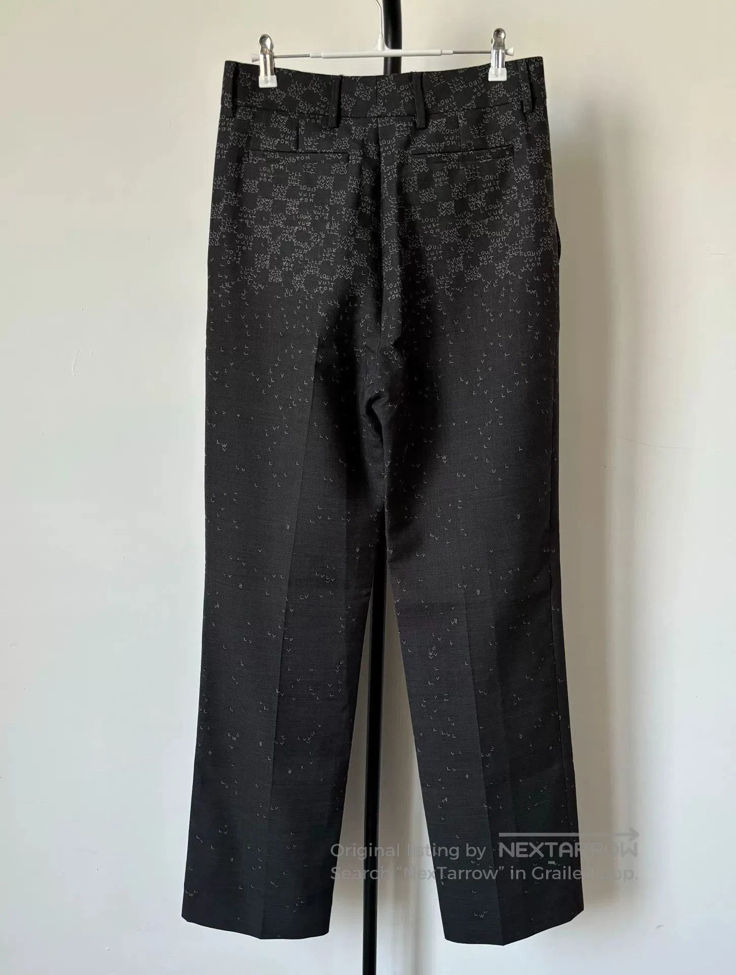 Louis Vuitton louis vuitton black printed trousers. Size US 38 / EU 54 - 2 Thumbnail