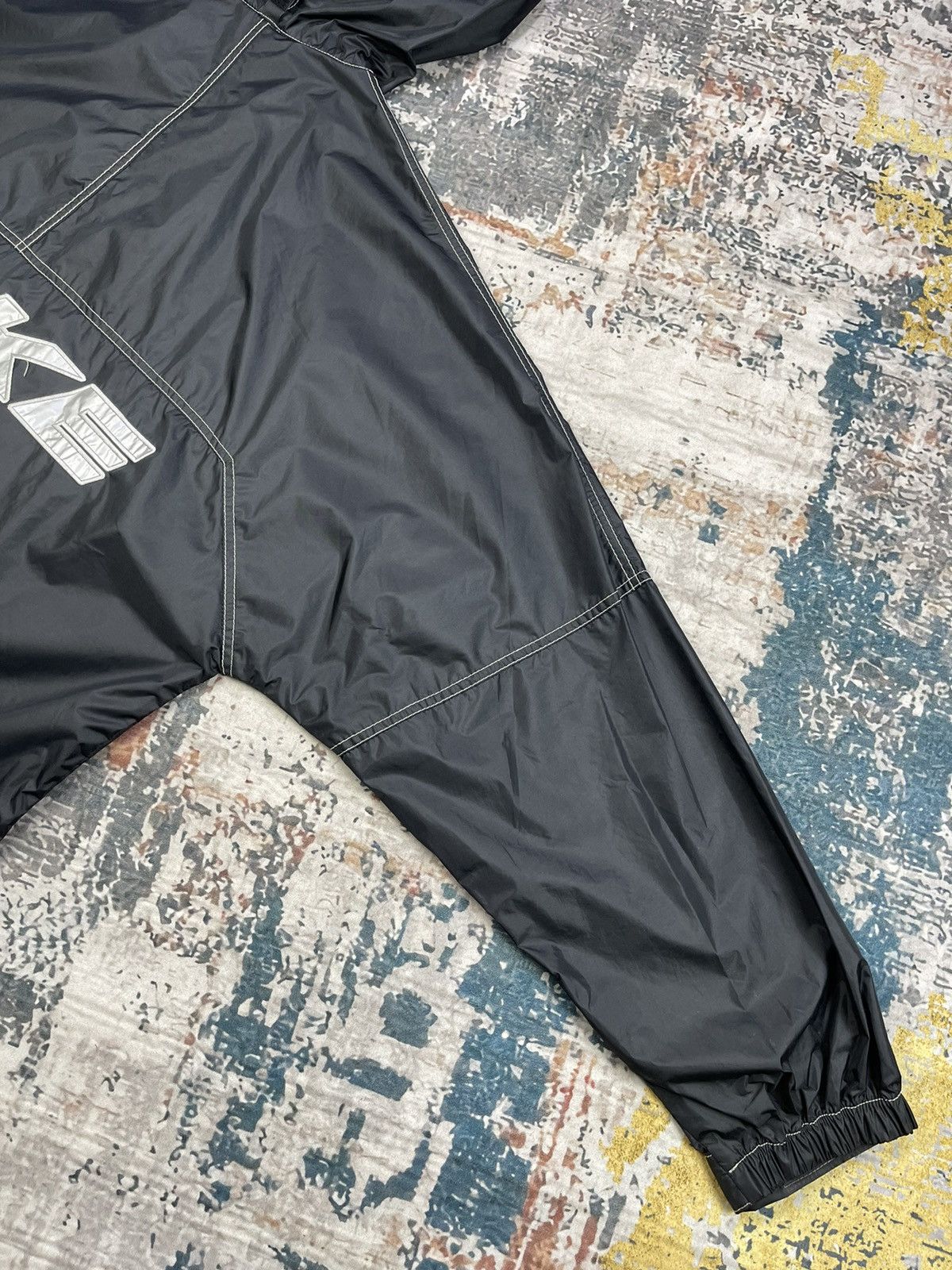 Nike Vintage 90s Nike Swoosh Anorak Back Hit Windbreaker Size US XL / EU 56 / 4 - 10 Thumbnail