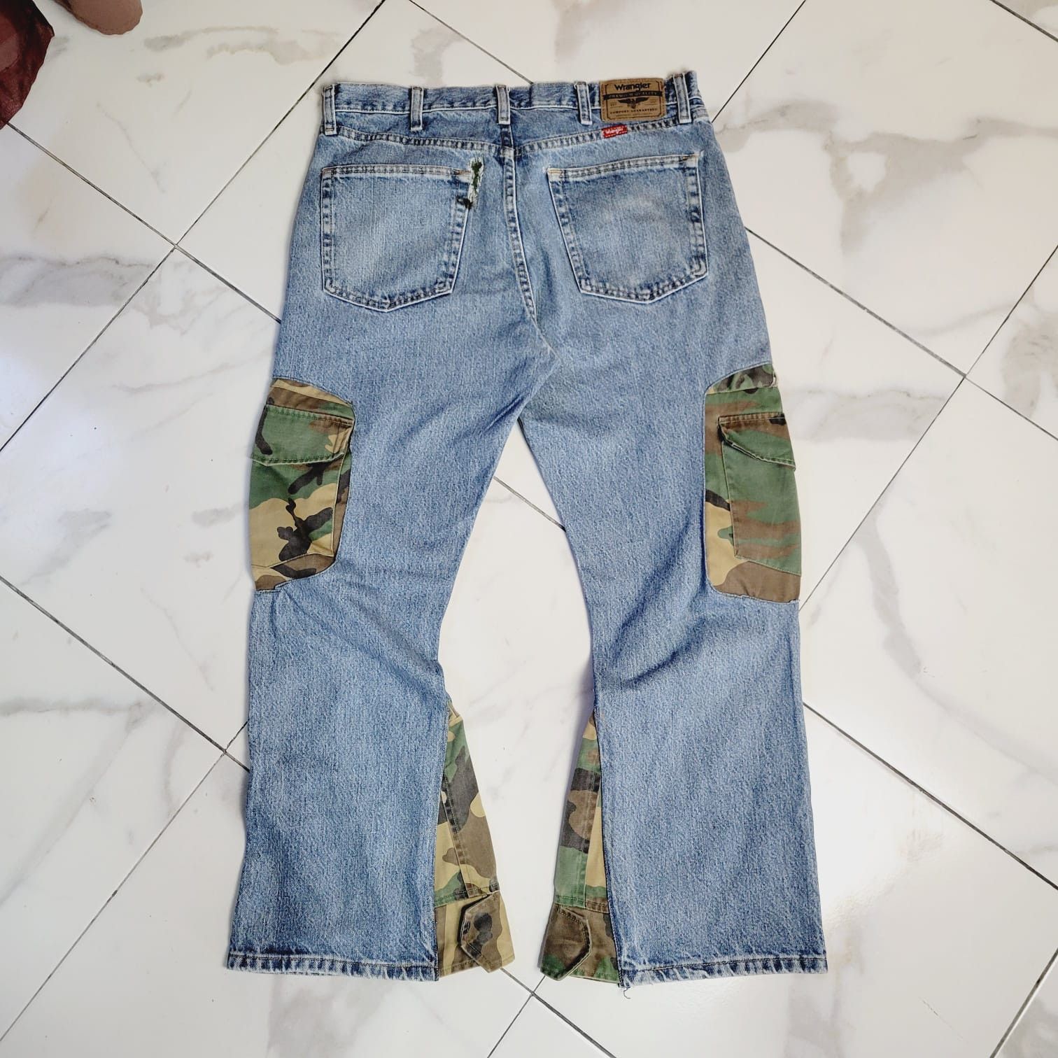 Japanese Brand 1 of 1 Denim Cargo Reworked Jeans Flared Baggy Size US 34 / EU 50 - 5 Thumbnail