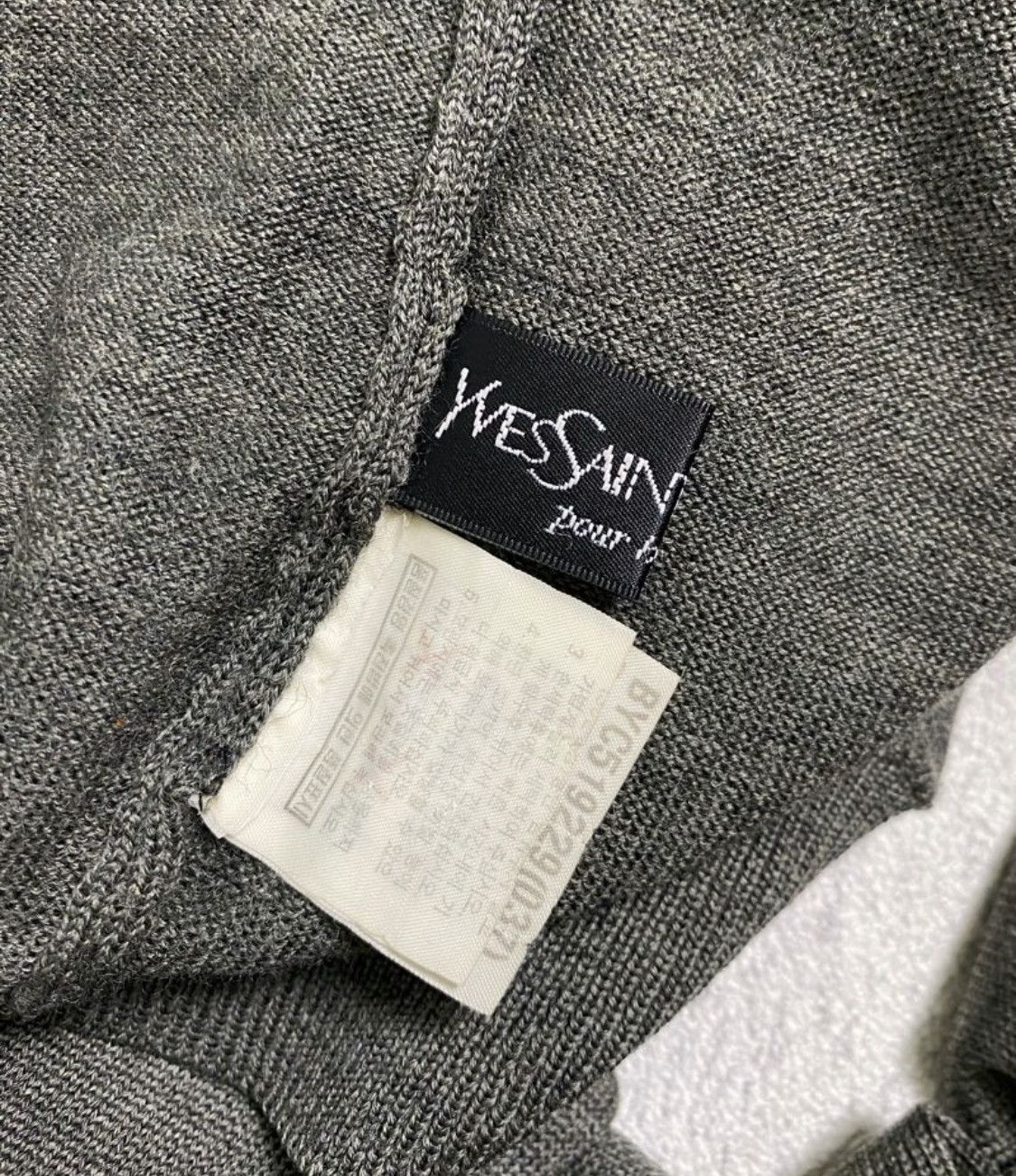 Yves Saint Laurent Vintage YSL Yves Saint Laurent Knitwear Sweaters Size US L / EU 52-54 / 3 - 7 Thumbnail