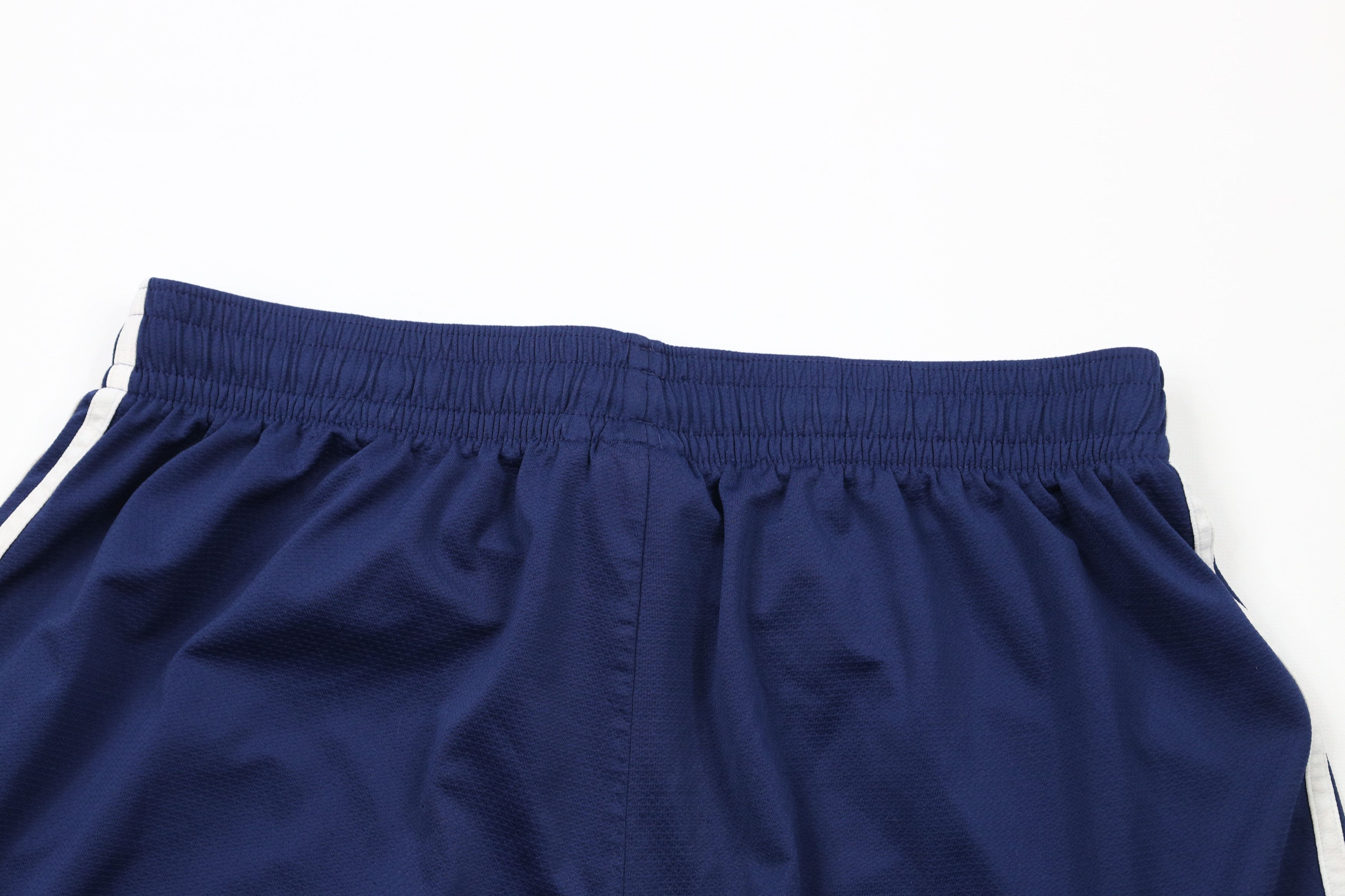 Adidas × Vintage Vintage Adidas Striped Running Jogging Soccer Shorts Blue Size US 36 / EU 52 - 8 Thumbnail