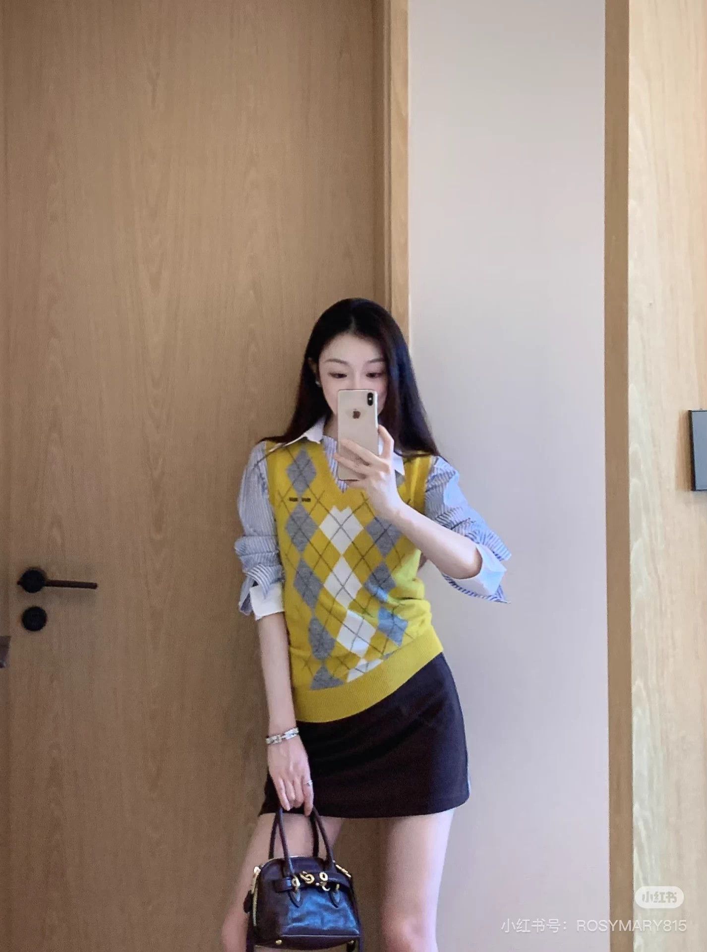 Miu Miu MIU MIU 25 Mustard Yellow Diamond Knit Vest 44 Size XS / US 0-2 / IT 36-38 - 7 Thumbnail