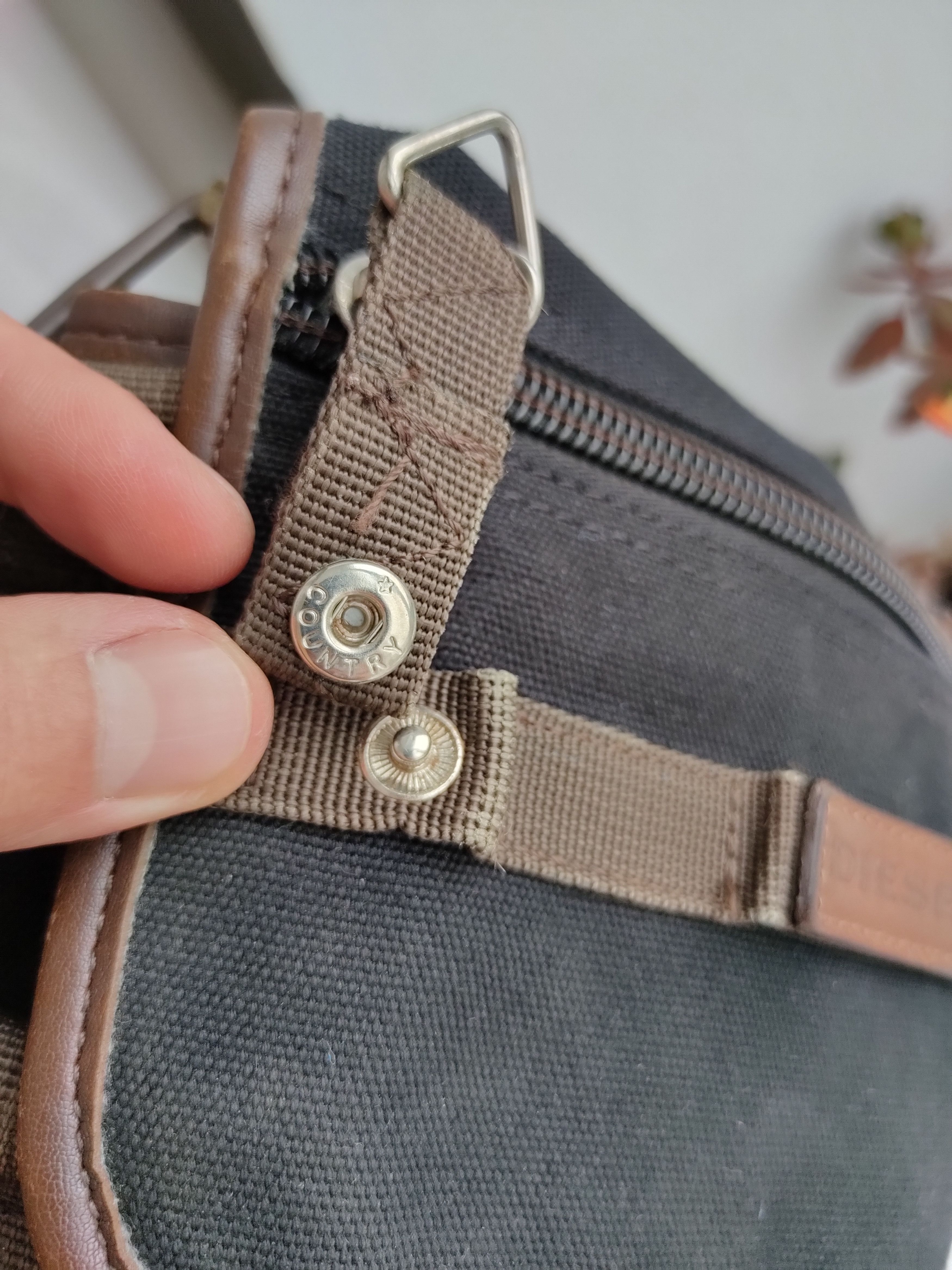 Diesel 🔥 Y2K Vintage Diesel Spare Parts Bag Messenger Shoulder Bag Size ONE SIZE - 10 Thumbnail