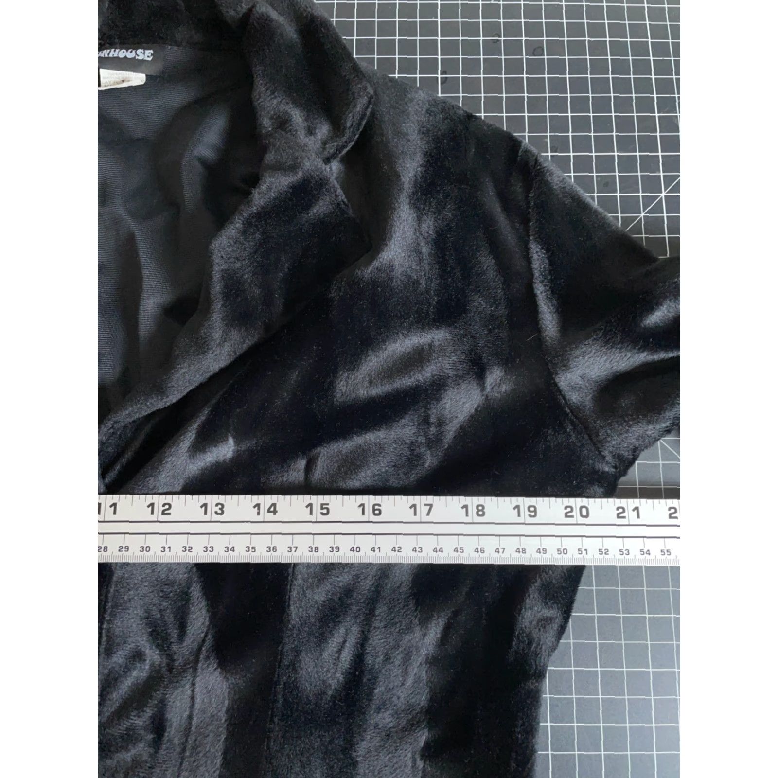 Velour VINTAGE Funhouse 90s Velour Long Shirt Shacket Women Large Black Gothic Steampunk Cosplay Grunge Shirt Womens Large Velour Shacket Size L / US 10 / IT 46 - 5 Thumbnail