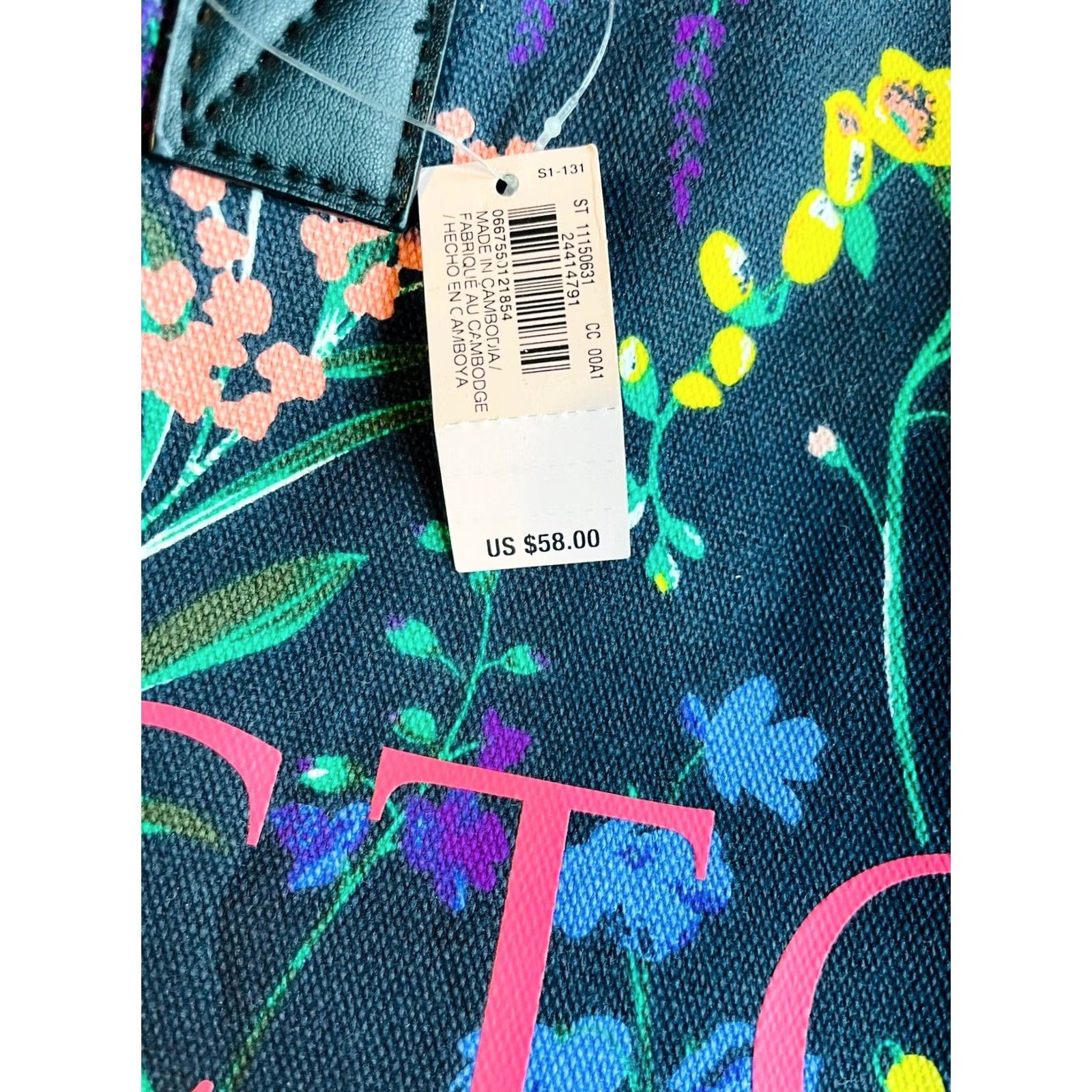 Victoria's Secret Victoria's Secret Weekender Tote Women's Floral NWT Blue Flowers Travel Bag, LG, Multicolor Linen/Cotton Canvas, Zip Closure, 25x13x7 in Size ONE SIZE - 5 Thumbnail