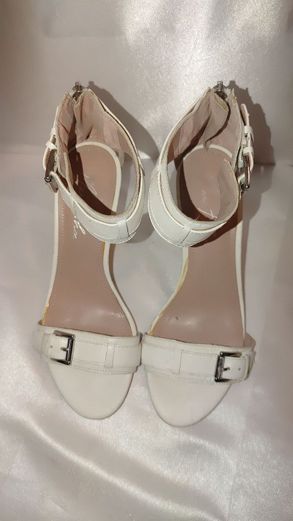 Marc Fisher Marc Fisher Camron Leather Wedge Sandals Size 7.5M Size US 7.5 / IT 37.5 - 5 Thumbnail