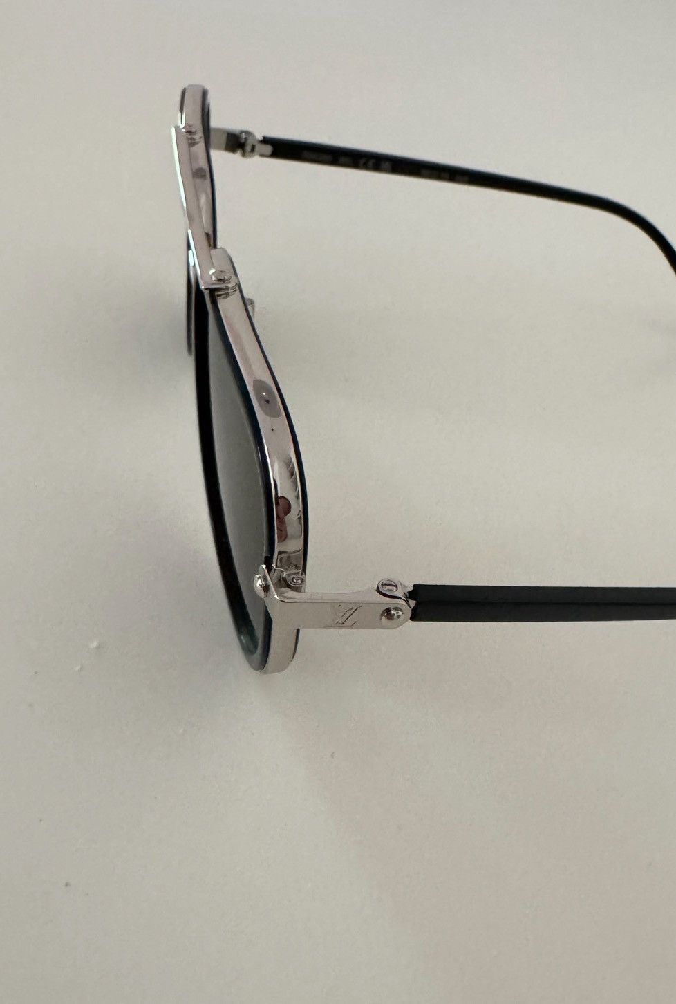 Louis Vuitton Louis Vuitton Sunglasses Size ONE SIZE - 2 Thumbnail