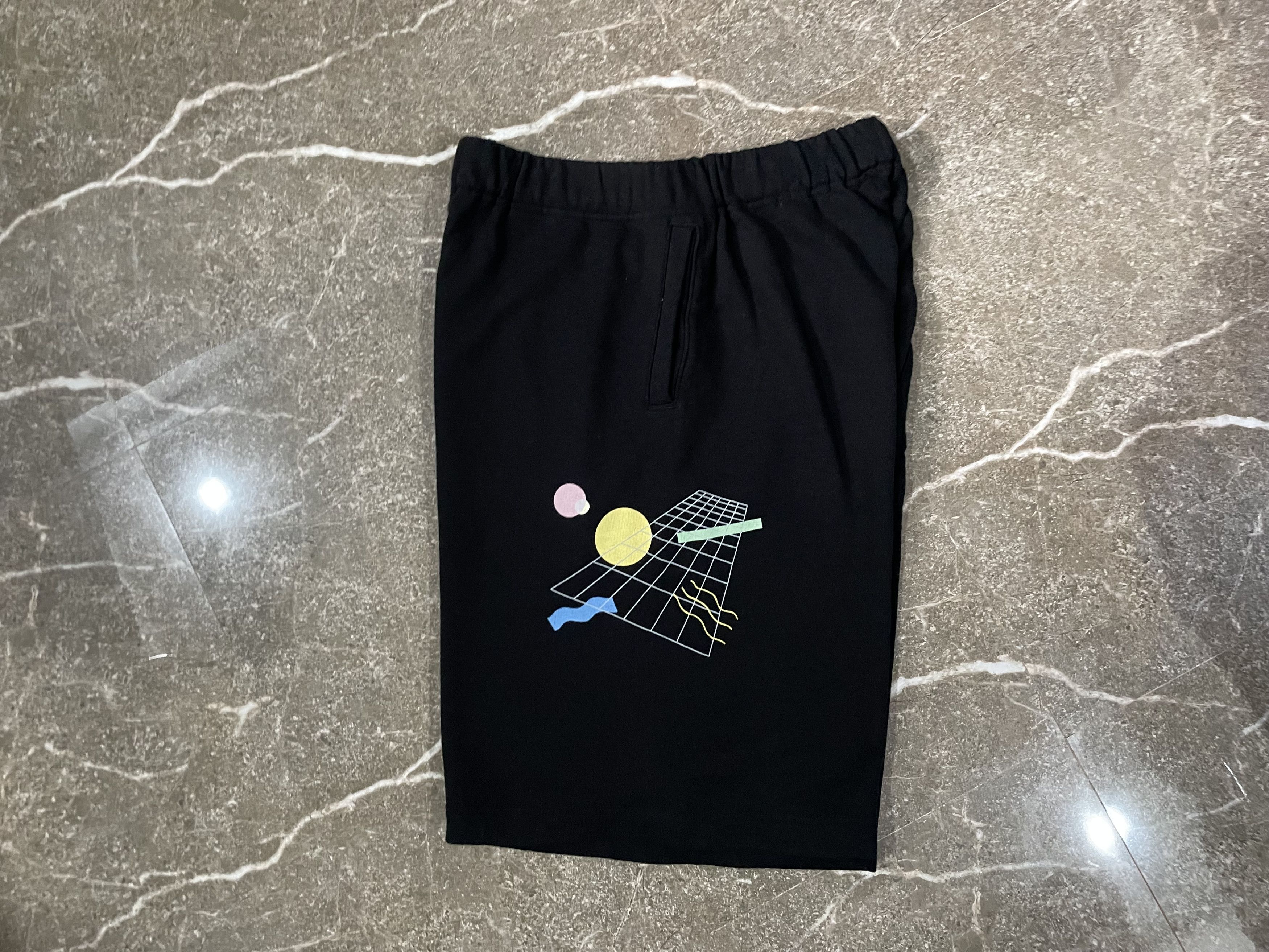 Japanese Brand × Undercover UNDERCOVER graphic-print cotton shorts Size US 34 / EU 50 - 3 Thumbnail