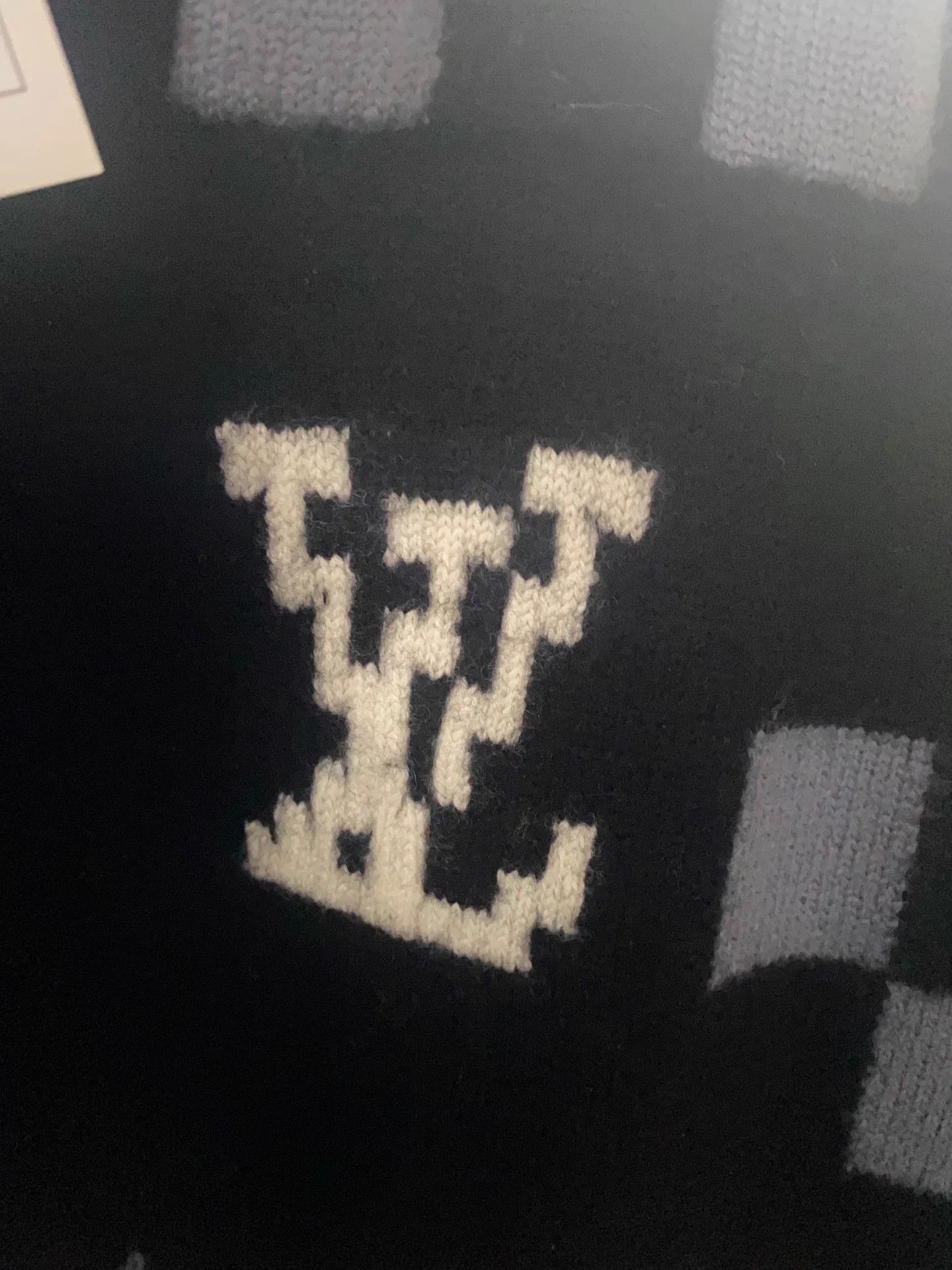Louis Vuitton LV Damier Mosaic Logo 100% Wool Sweater L BNWT Size US L / EU 52-54 / 3 - 4 Thumbnail