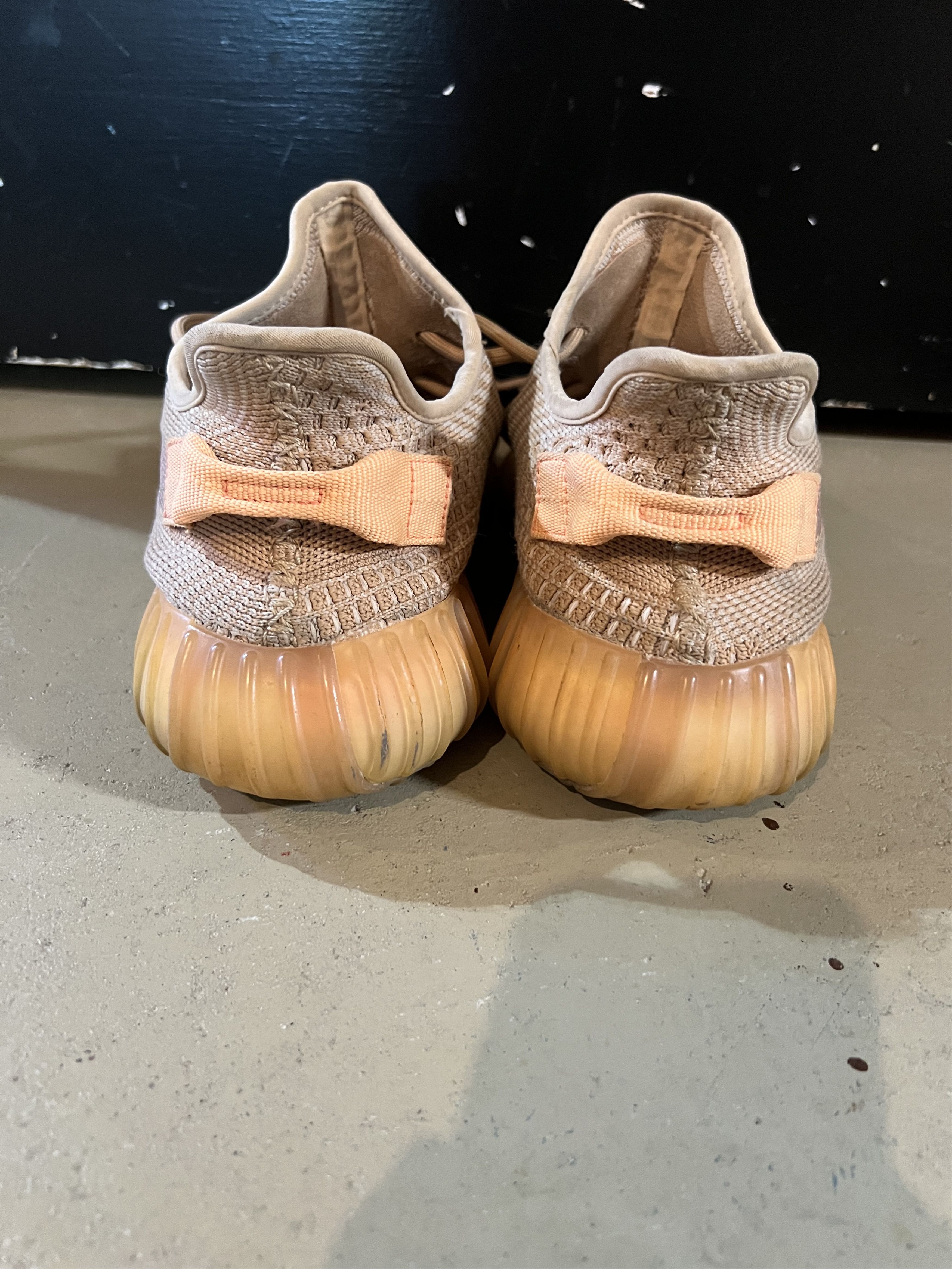 adidas Yeezy Boost 350 V2 Clay