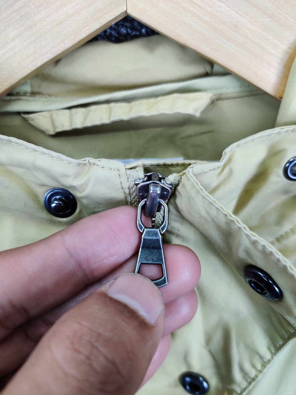 Jil Sander × Uniqlo Vintage Jil Sander x Unqilo Windbreaker Light Jacket Size US L / EU 52-54 / 3 - 9 Thumbnail