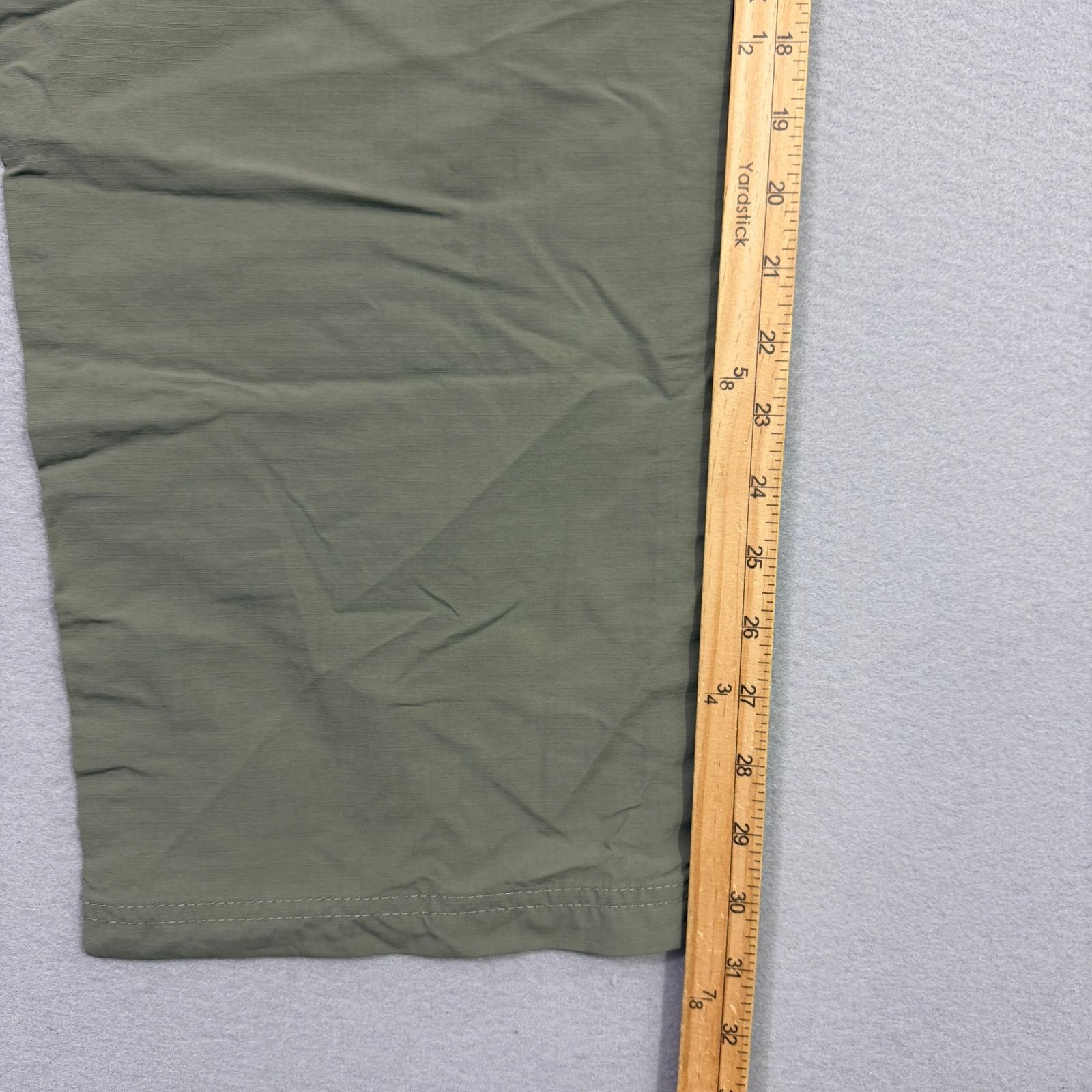 Croft & Barrow Croft & Barrow Convertible Cargo Pants Mens 36x30 Green NEW Size US 36 / EU 52 - 9 Thumbnail