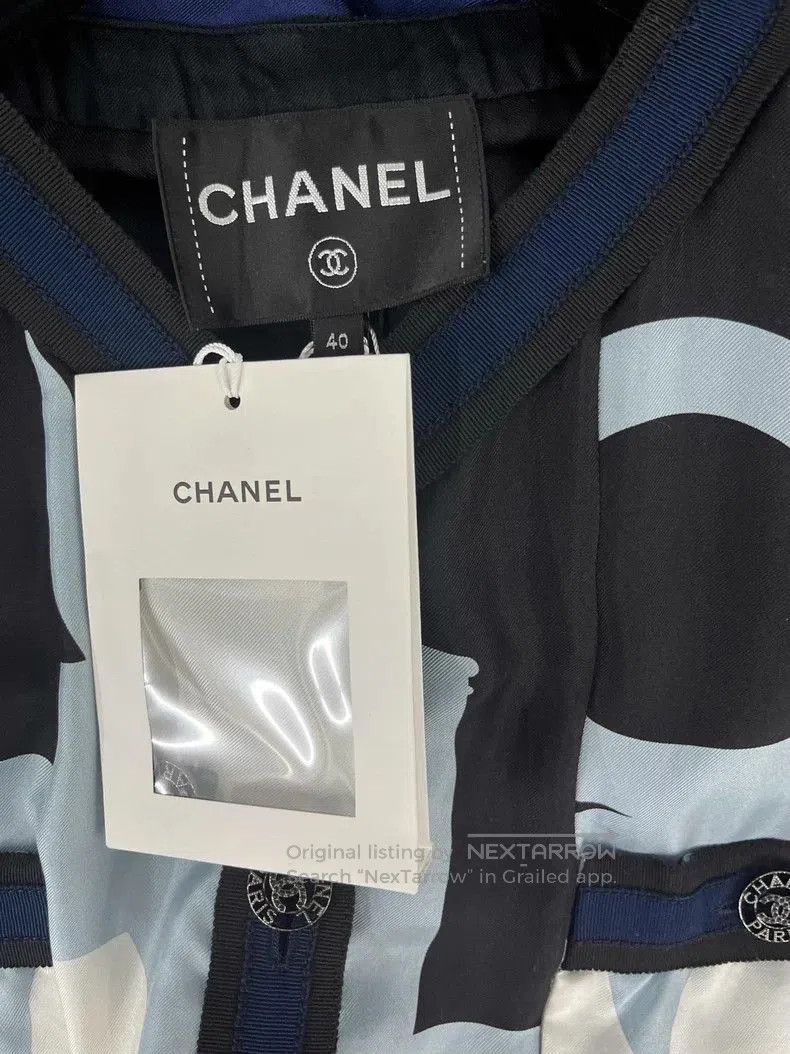 Chanel Chanel Silk Letter Design Jacket. Size US M / EU 48-50 / 2 - 4 Thumbnail
