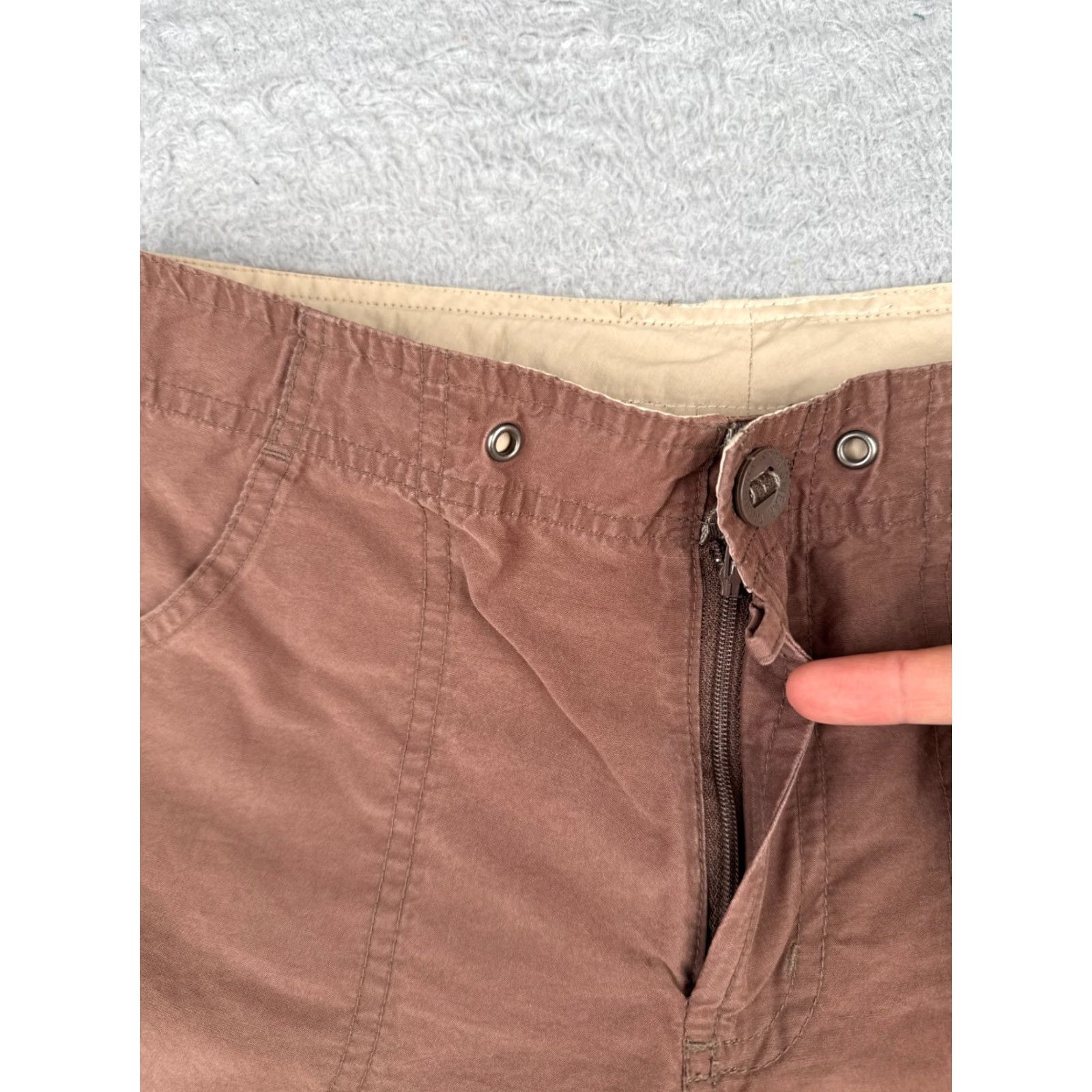 Vintage Columbia Women's Chino Shorts Size 31 Black Cotton Nylon Blend Breathable Hiking Bush Pockets 6in Inseam Size 24" / US 00 / IT 34 - 6 Thumbnail