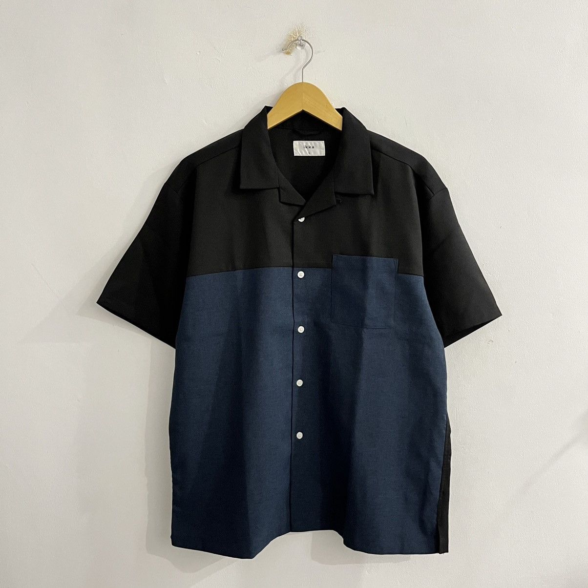 Japanese Brand Ikka Two Tone Color Camp Collar Button Up Shirt Size US XL / EU 56 / 4 - 1 Thumbnail
