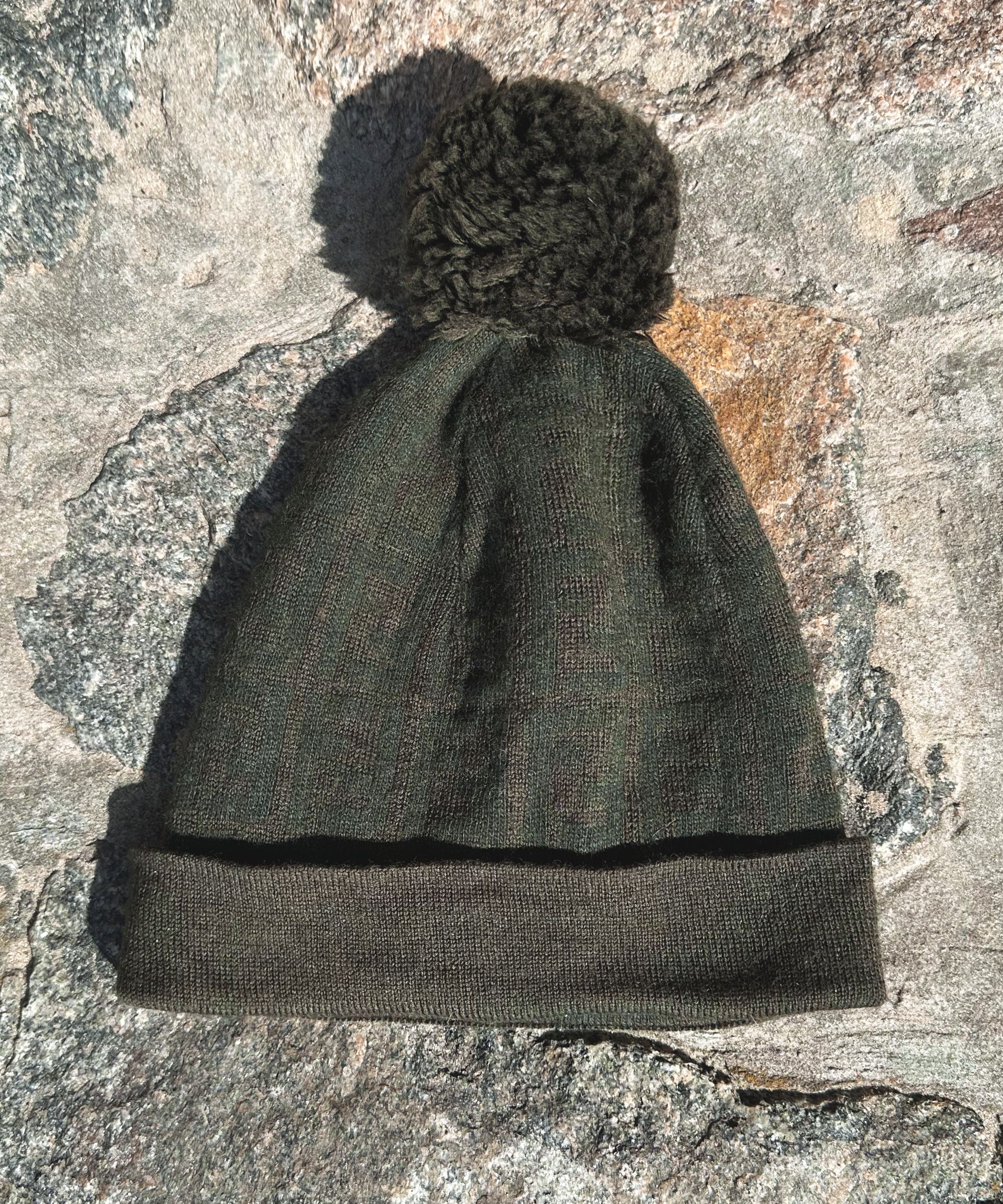 Fendi FENDI Hat Pom Pom Monogram FF Wool Beanie Green Brown Size ONE SIZE - 5 Thumbnail