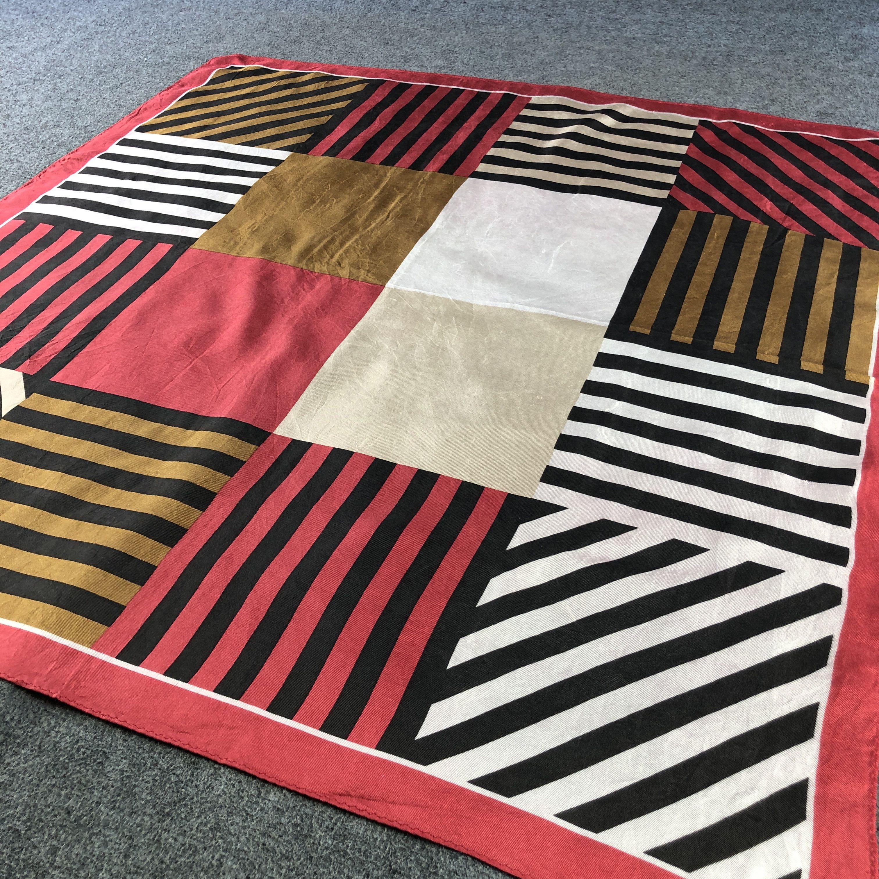 Vintage Vintage Luxury Abstract Silk Scarf M1313 Size ONE SIZE - 3 Thumbnail
