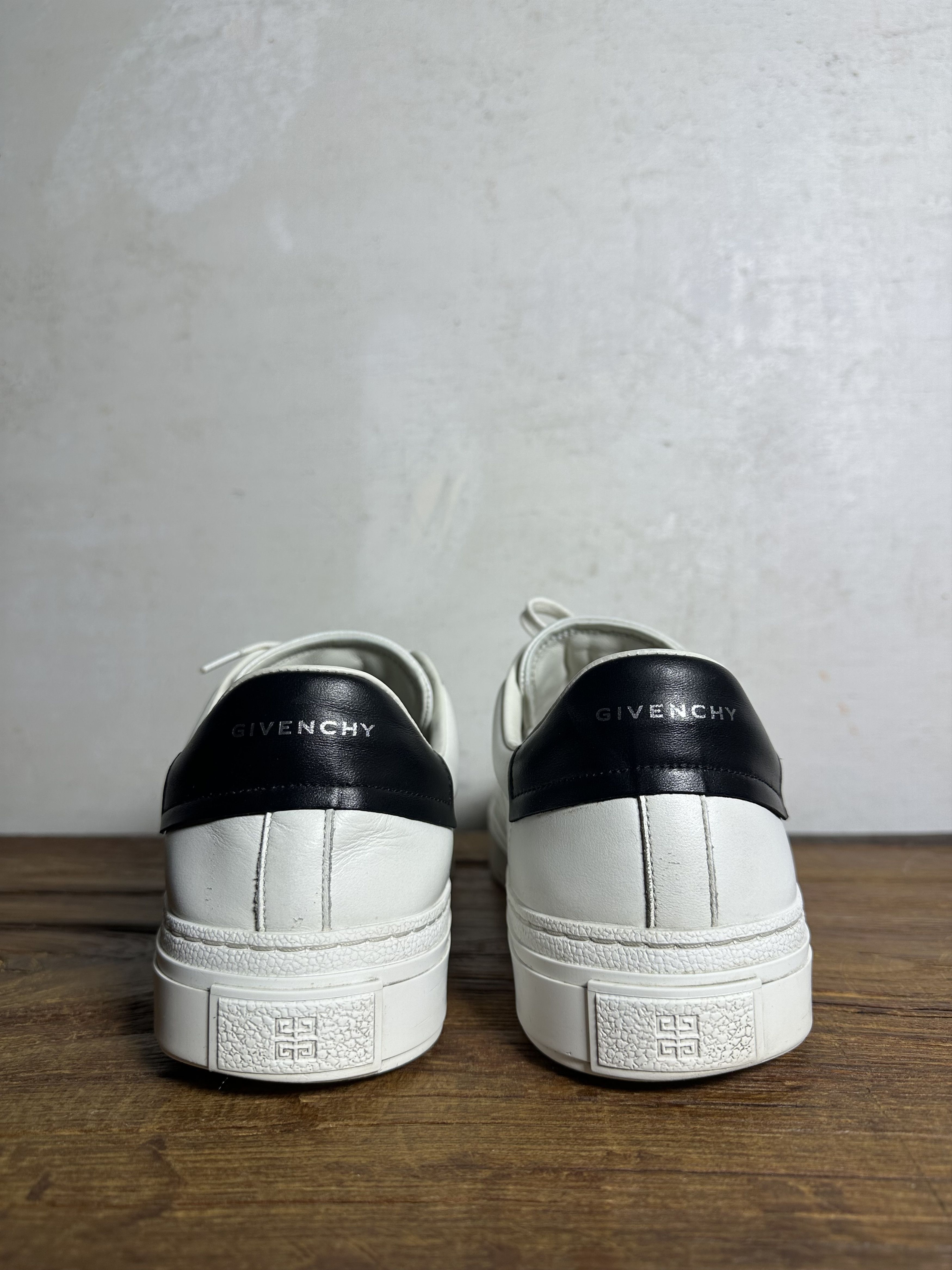 Givenchy Givenchy City Sport White Sneakers Size US 10 / EU 43 - 3 Thumbnail