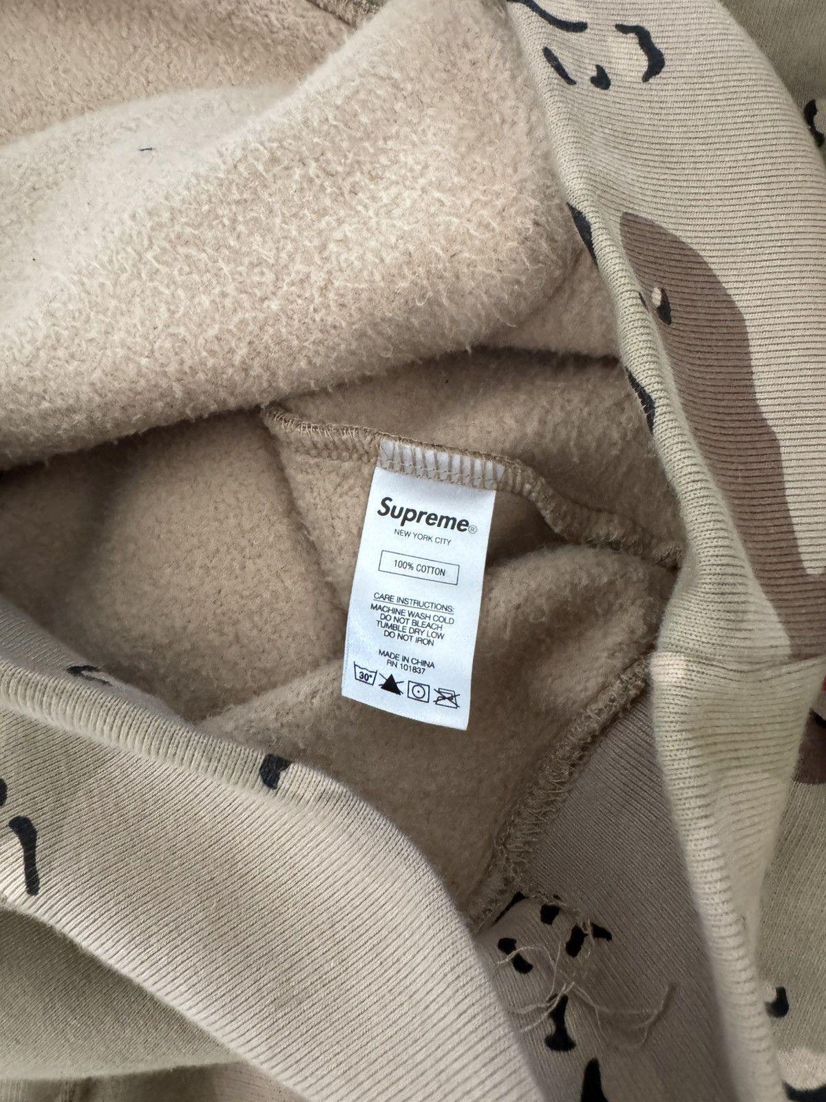 Supreme supreme camo hoodie Size US M / EU 48-50 / 2 - 5 Thumbnail